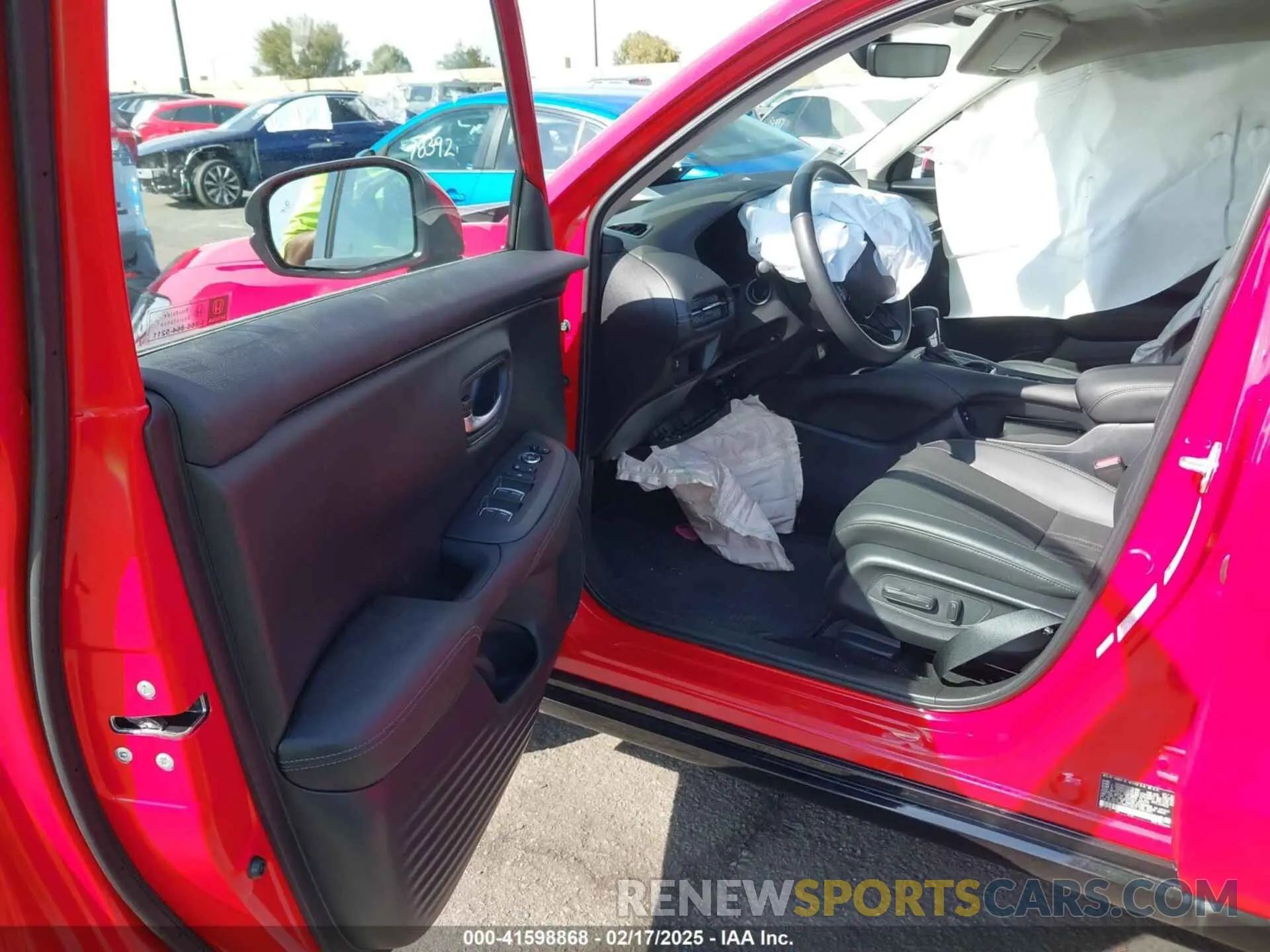 5 Photograph of a damaged car 3CZRZ1H72SM714517 HONDA HR-V 2025