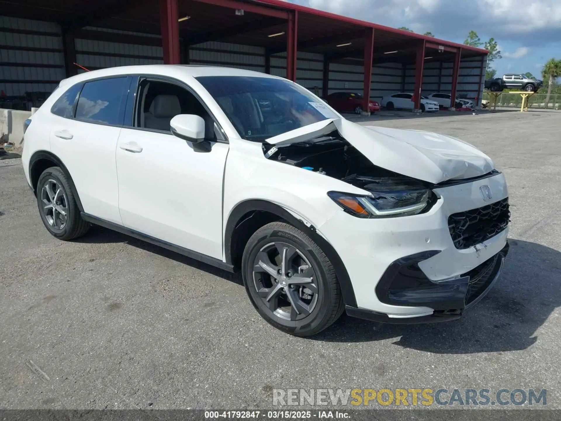 1 Photograph of a damaged car 3CZRZ1H72SM730037 HONDA HR-V 2025