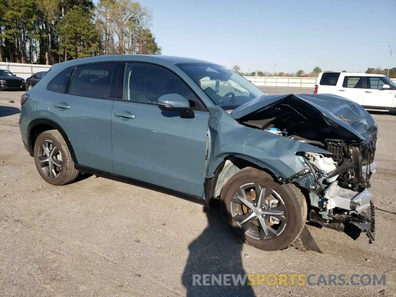 4 Photograph of a damaged car 3CZRZ1H72SM737733 HONDA HR-V 2025