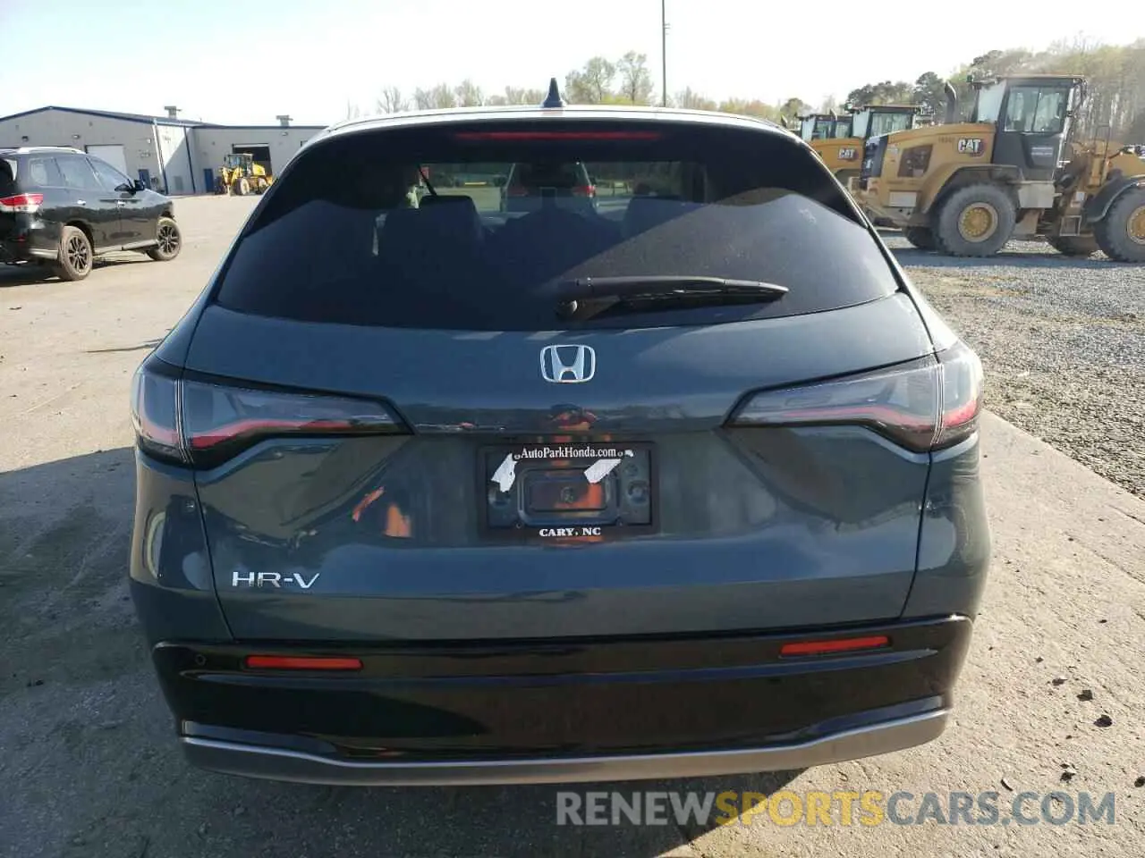 6 Photograph of a damaged car 3CZRZ1H72SM737733 HONDA HR-V 2025