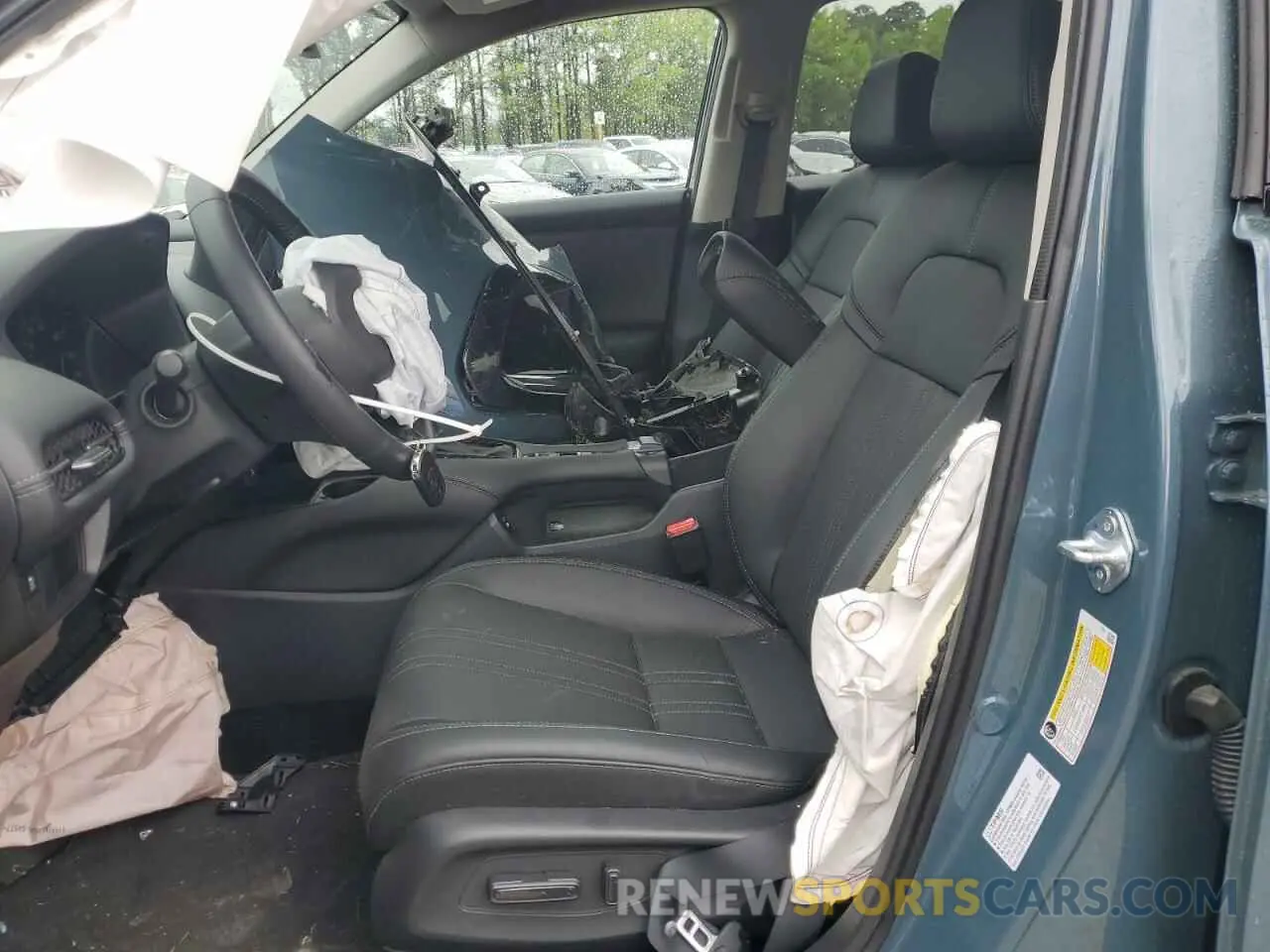 7 Photograph of a damaged car 3CZRZ1H72SM737733 HONDA HR-V 2025