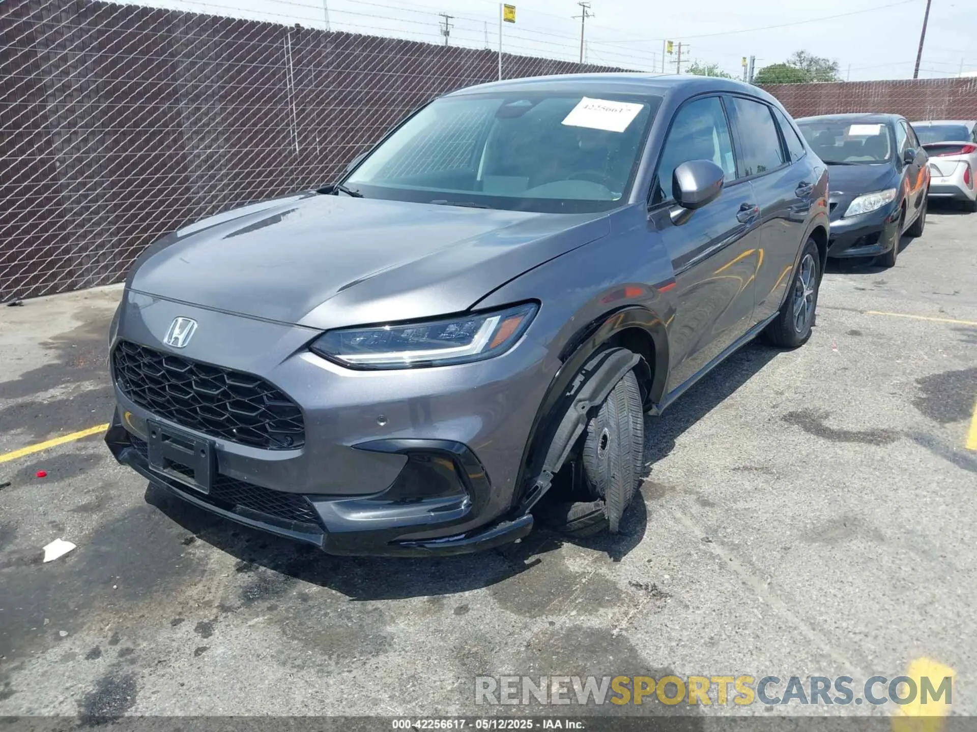 2 Photograph of a damaged car 3CZRZ1H72SM742480 HONDA HR-V 2025