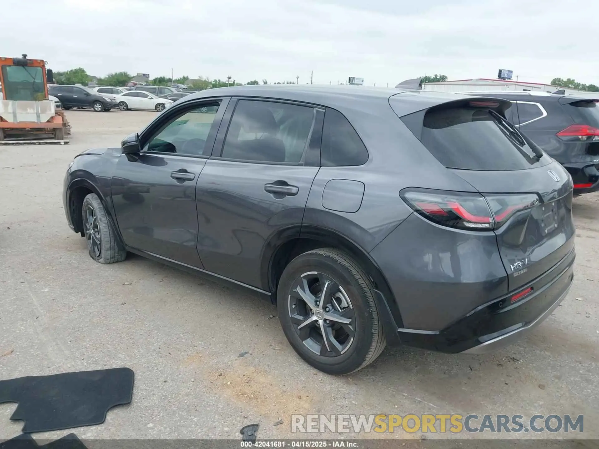 3 Photograph of a damaged car 3CZRZ1H73SM707091 HONDA HR-V 2025