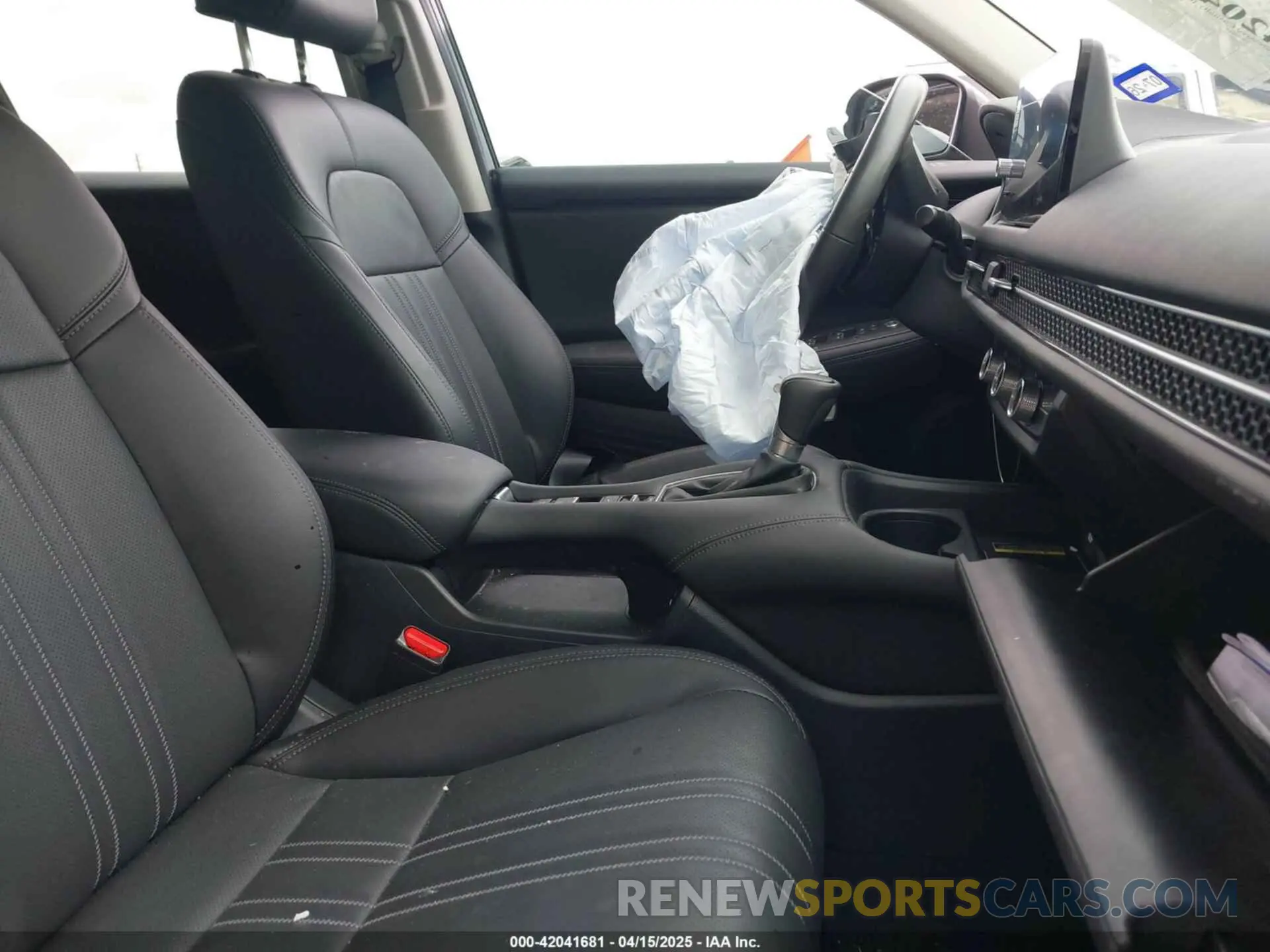 5 Photograph of a damaged car 3CZRZ1H73SM707091 HONDA HR-V 2025