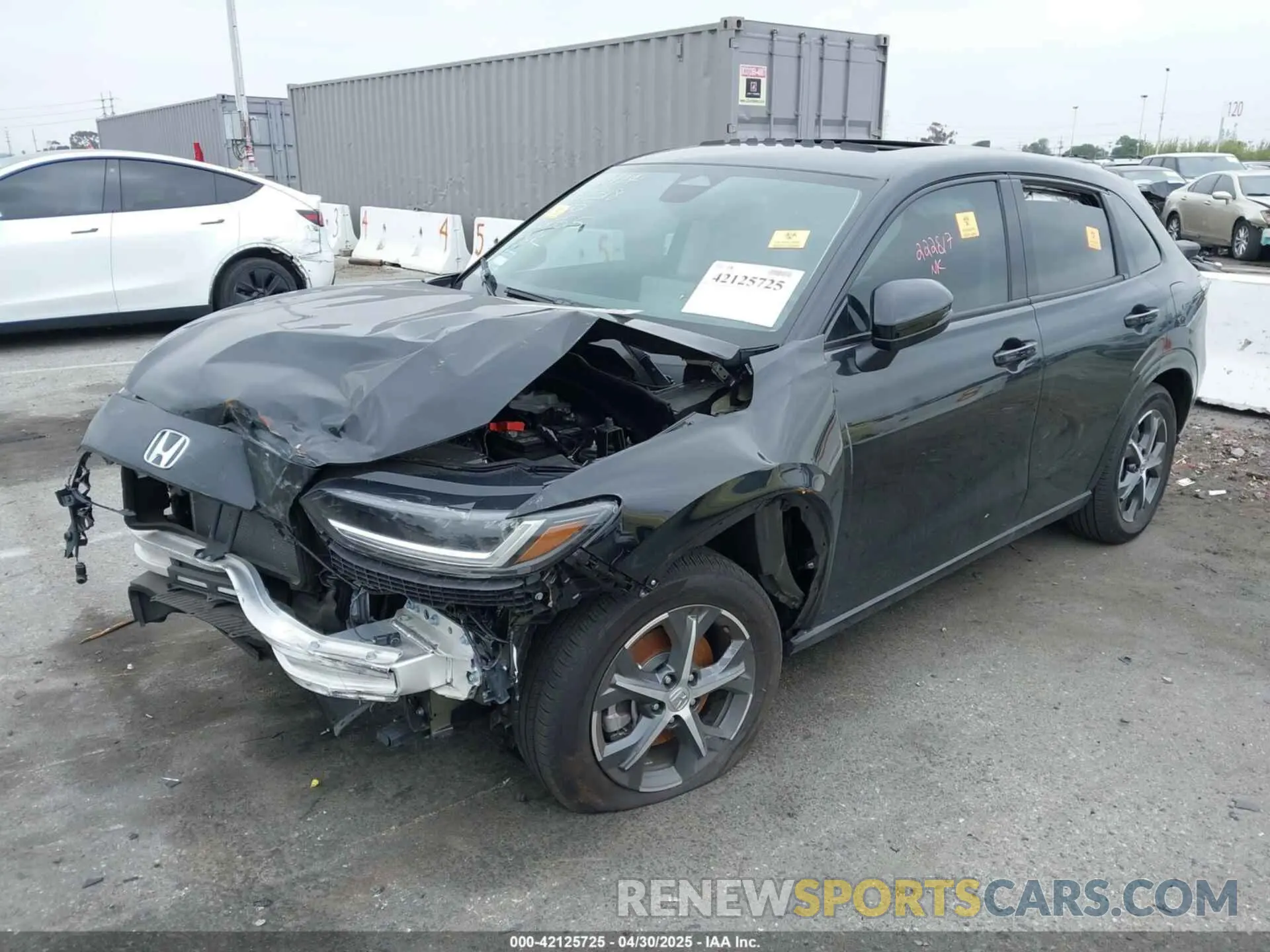 2 Photograph of a damaged car 3CZRZ1H74SM714258 HONDA HR-V 2025