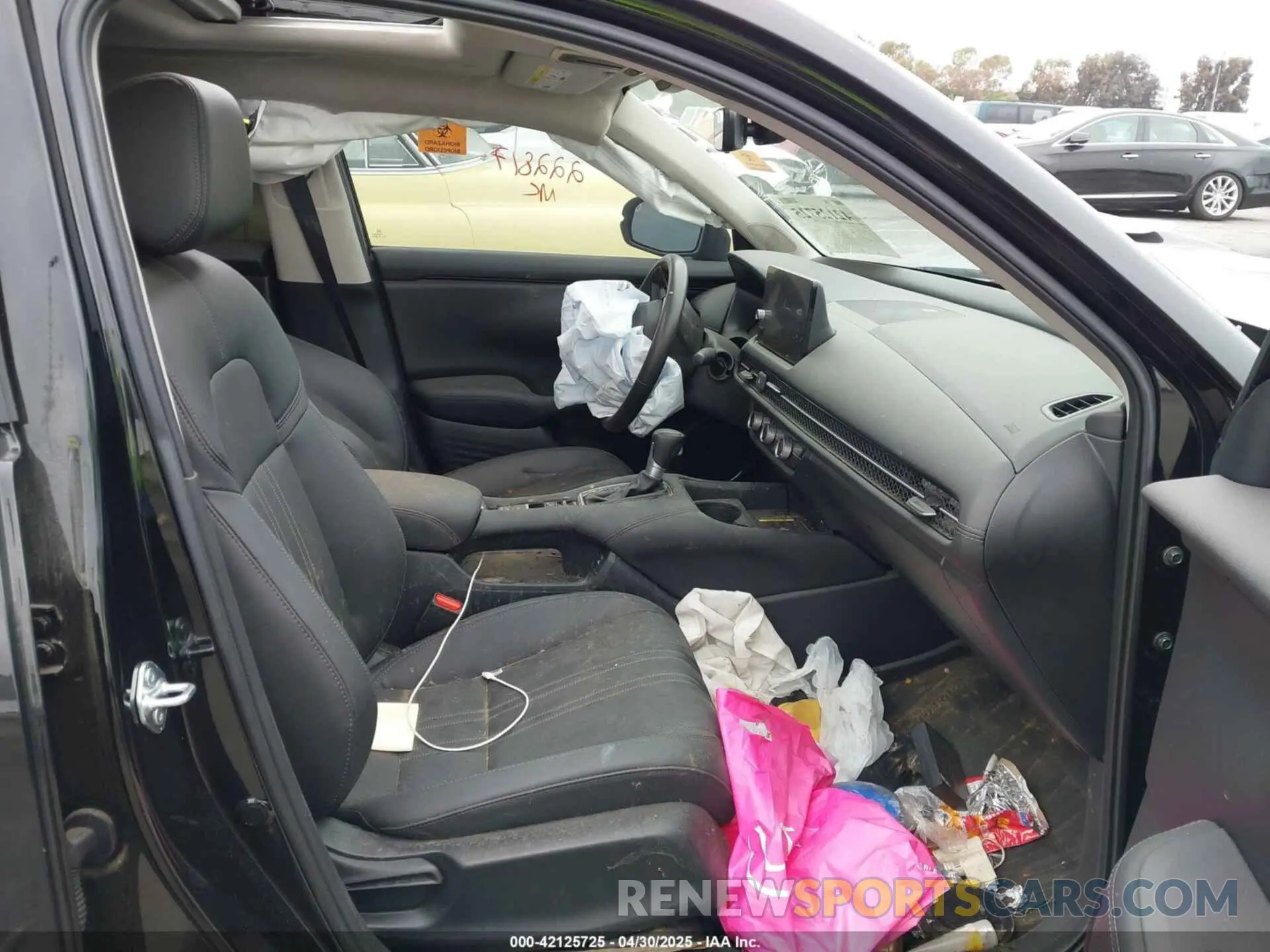 5 Photograph of a damaged car 3CZRZ1H74SM714258 HONDA HR-V 2025