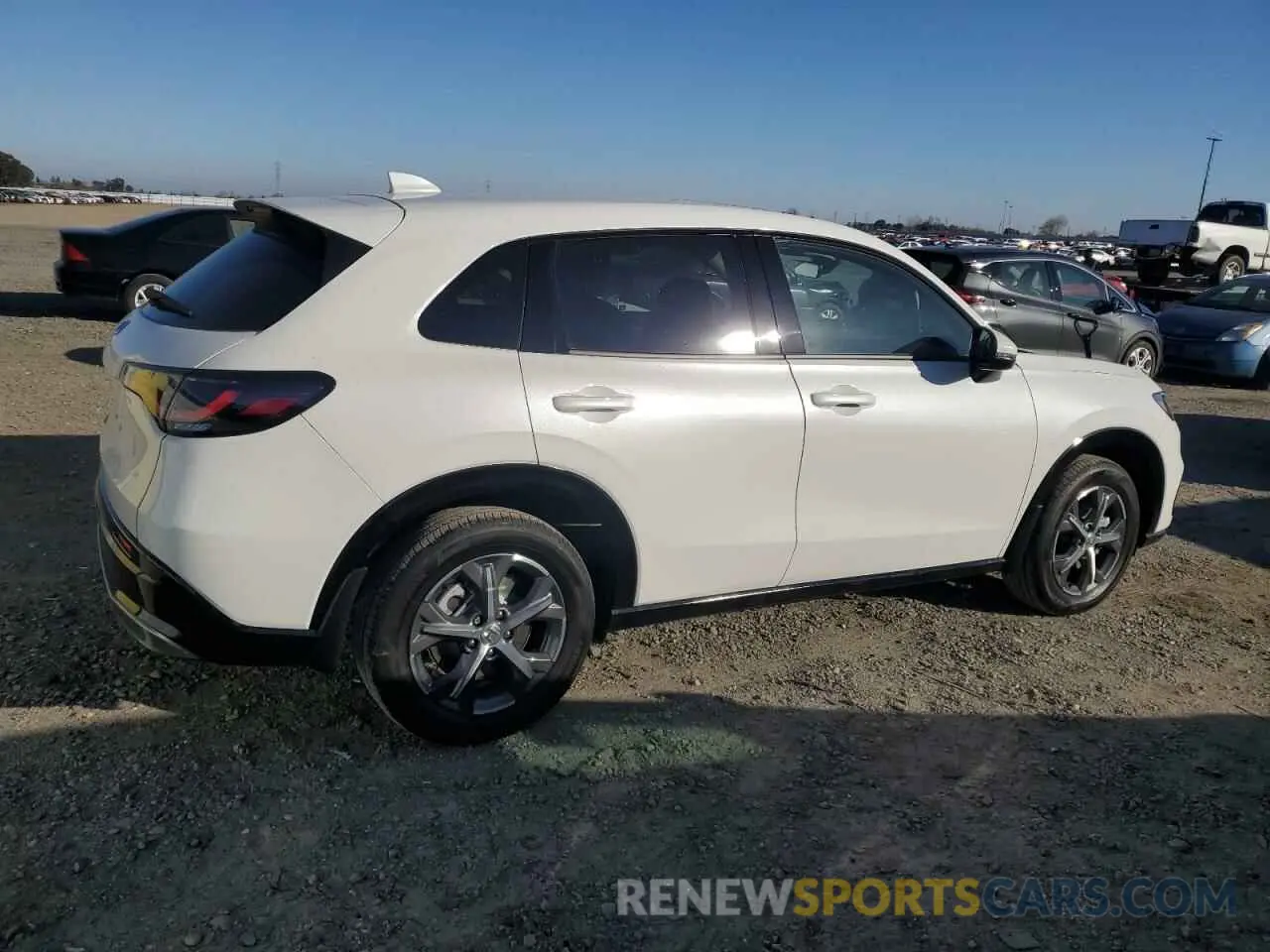 3 Photograph of a damaged car 3CZRZ1H76SM722801 HONDA HR-V 2025