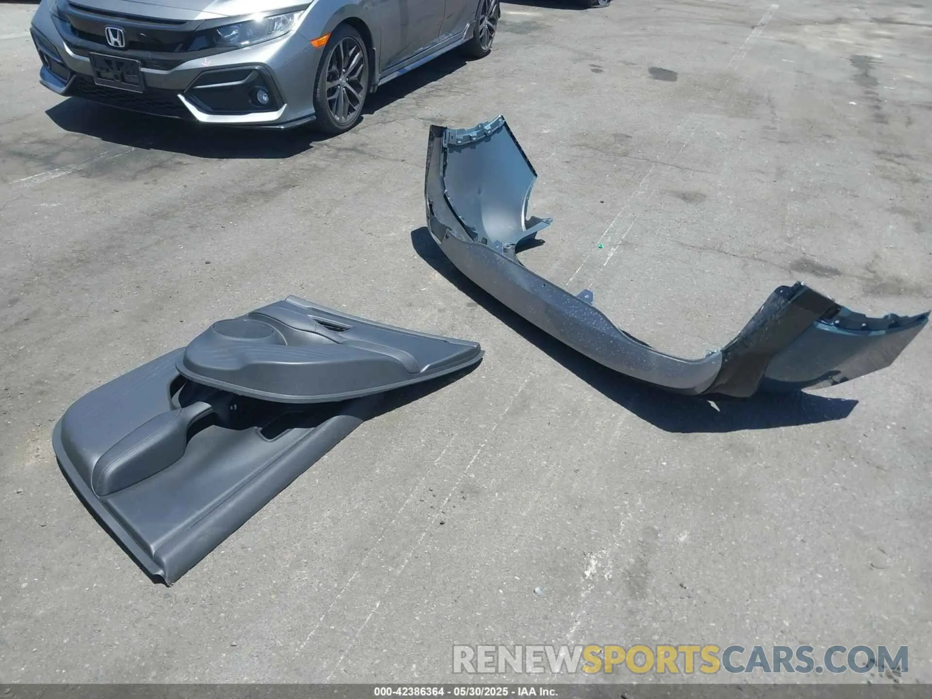 12 Photograph of a damaged car 3CZRZ1H77SM750655 HONDA HR-V 2025