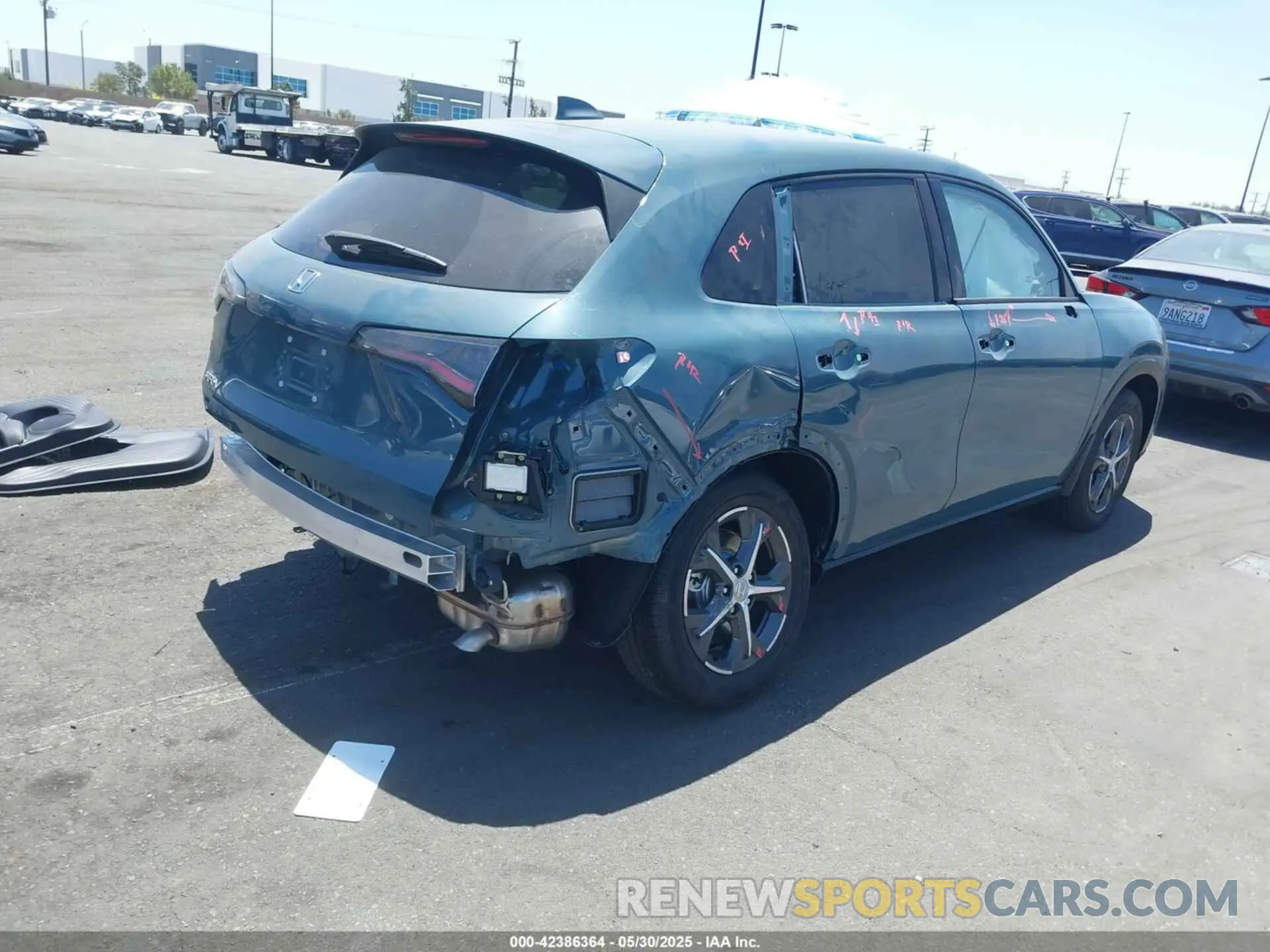 6 Photograph of a damaged car 3CZRZ1H77SM750655 HONDA HR-V 2025
