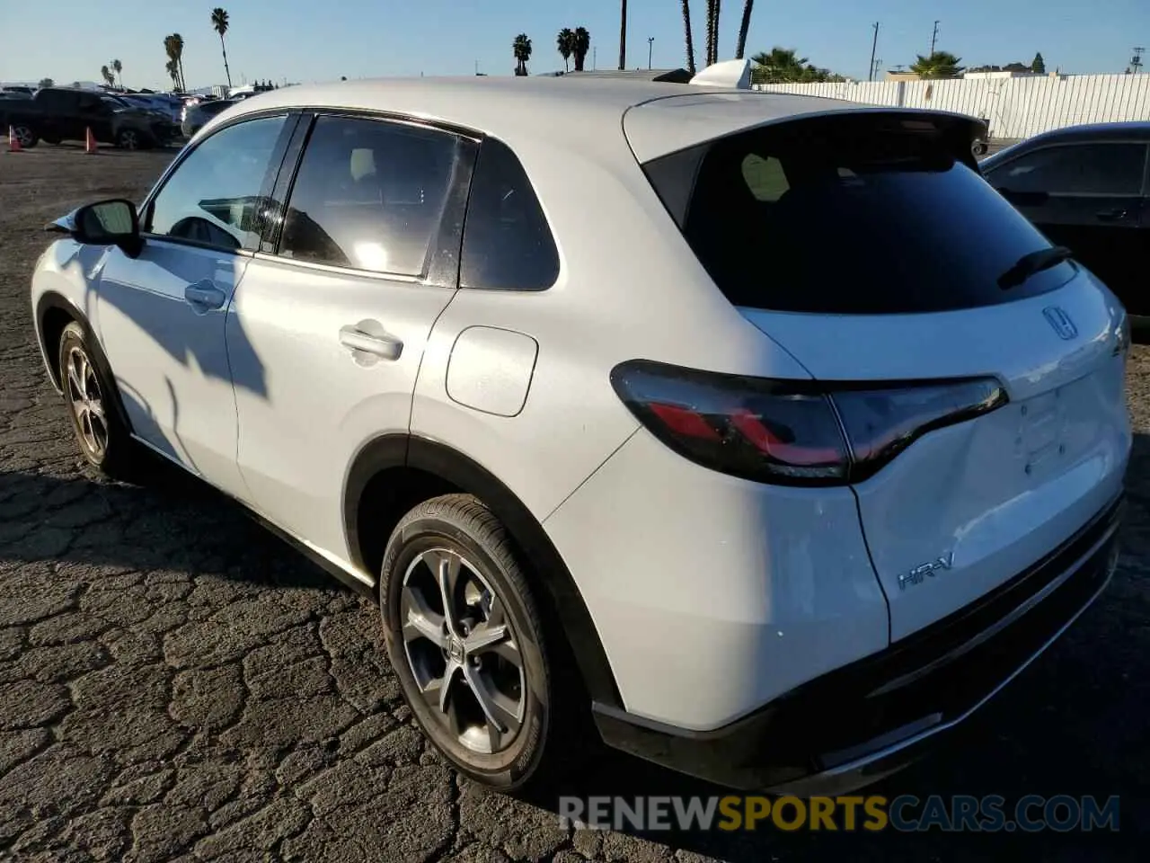 2 Photograph of a damaged car 3CZRZ1H78SM708933 HONDA HR-V 2025