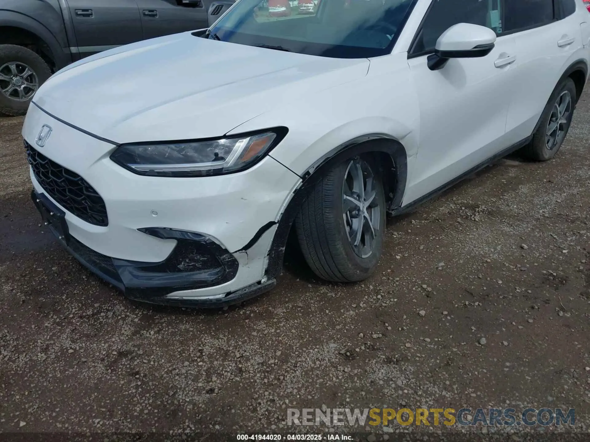 6 Photograph of a damaged car 3CZRZ1H78SM738630 HONDA HR-V 2025