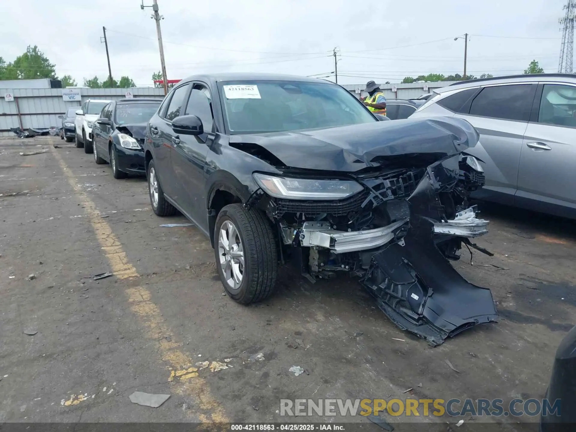1 Photograph of a damaged car 3CZRZ2H30SM703633 HONDA HR-V 2025