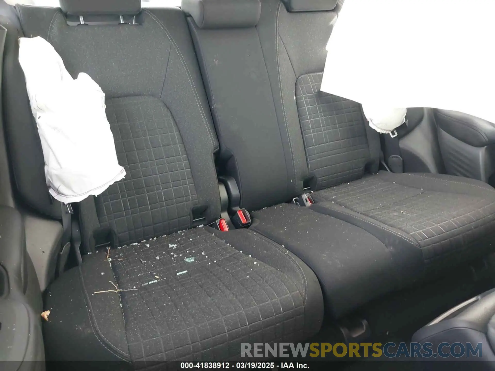 8 Photograph of a damaged car 3CZRZ2H31SM722594 HONDA HR-V 2025