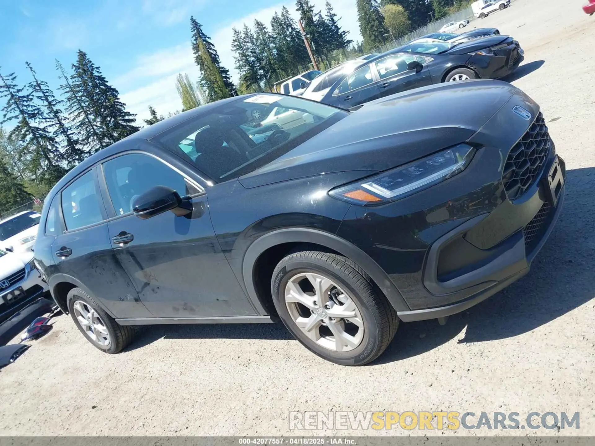 14 Photograph of a damaged car 3CZRZ2H31SM722630 HONDA HR-V 2025