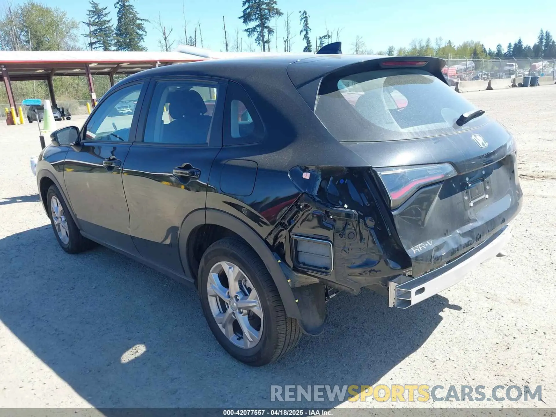 3 Photograph of a damaged car 3CZRZ2H31SM722630 HONDA HR-V 2025