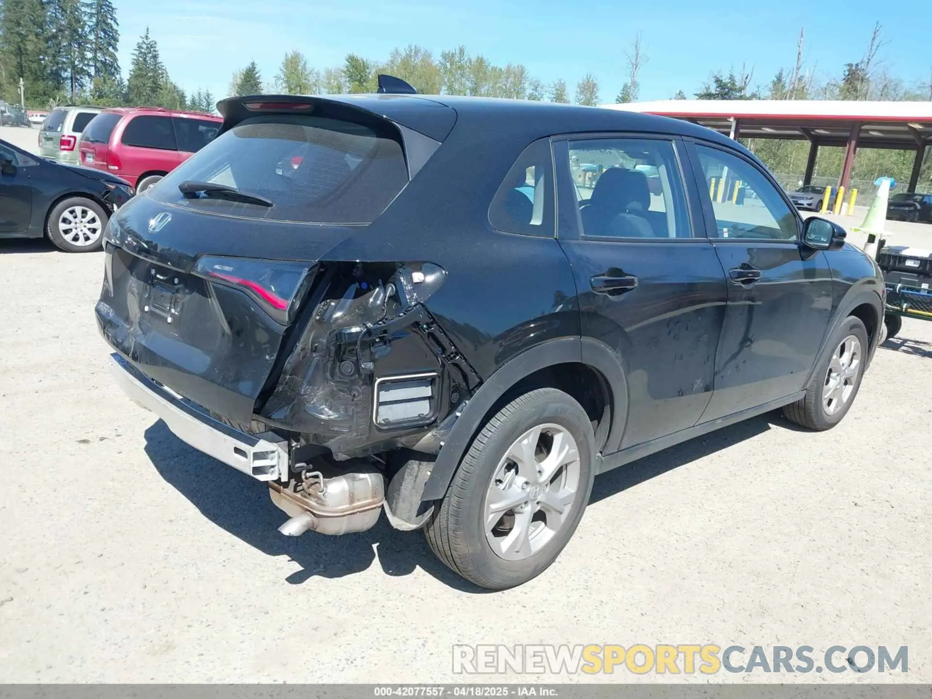 4 Photograph of a damaged car 3CZRZ2H31SM722630 HONDA HR-V 2025