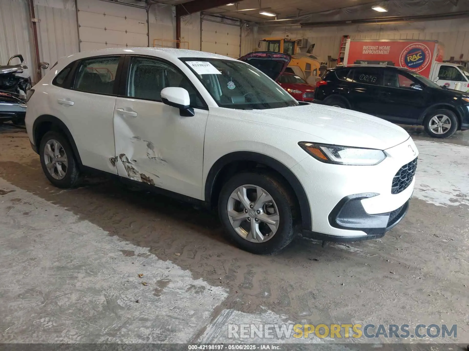 1 Photograph of a damaged car 3CZRZ2H32SM713385 HONDA HR-V 2025