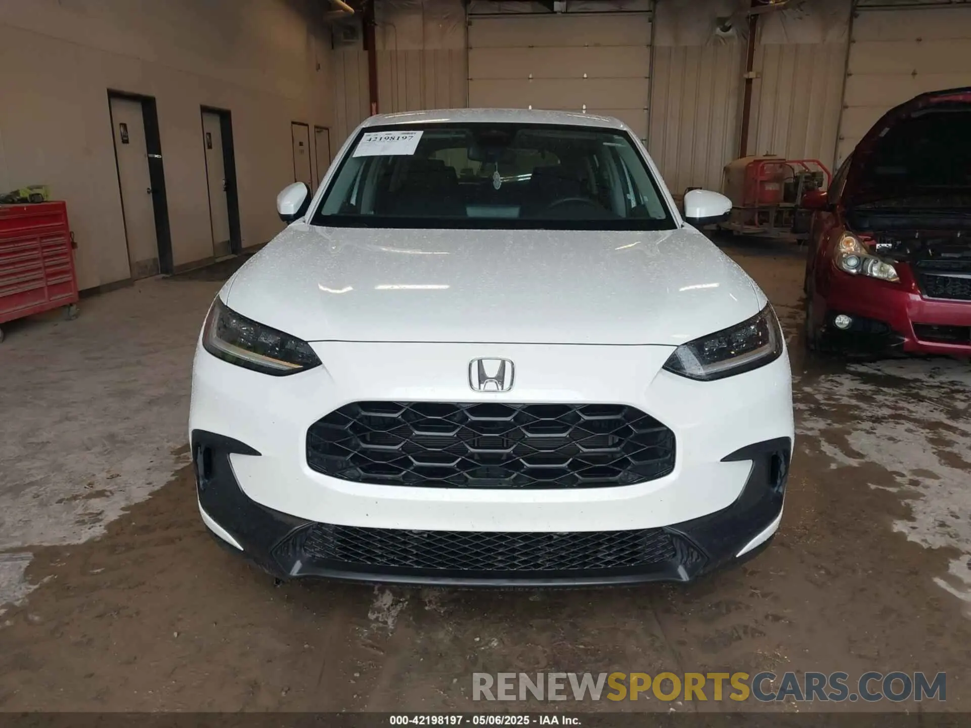 12 Photograph of a damaged car 3CZRZ2H32SM713385 HONDA HR-V 2025