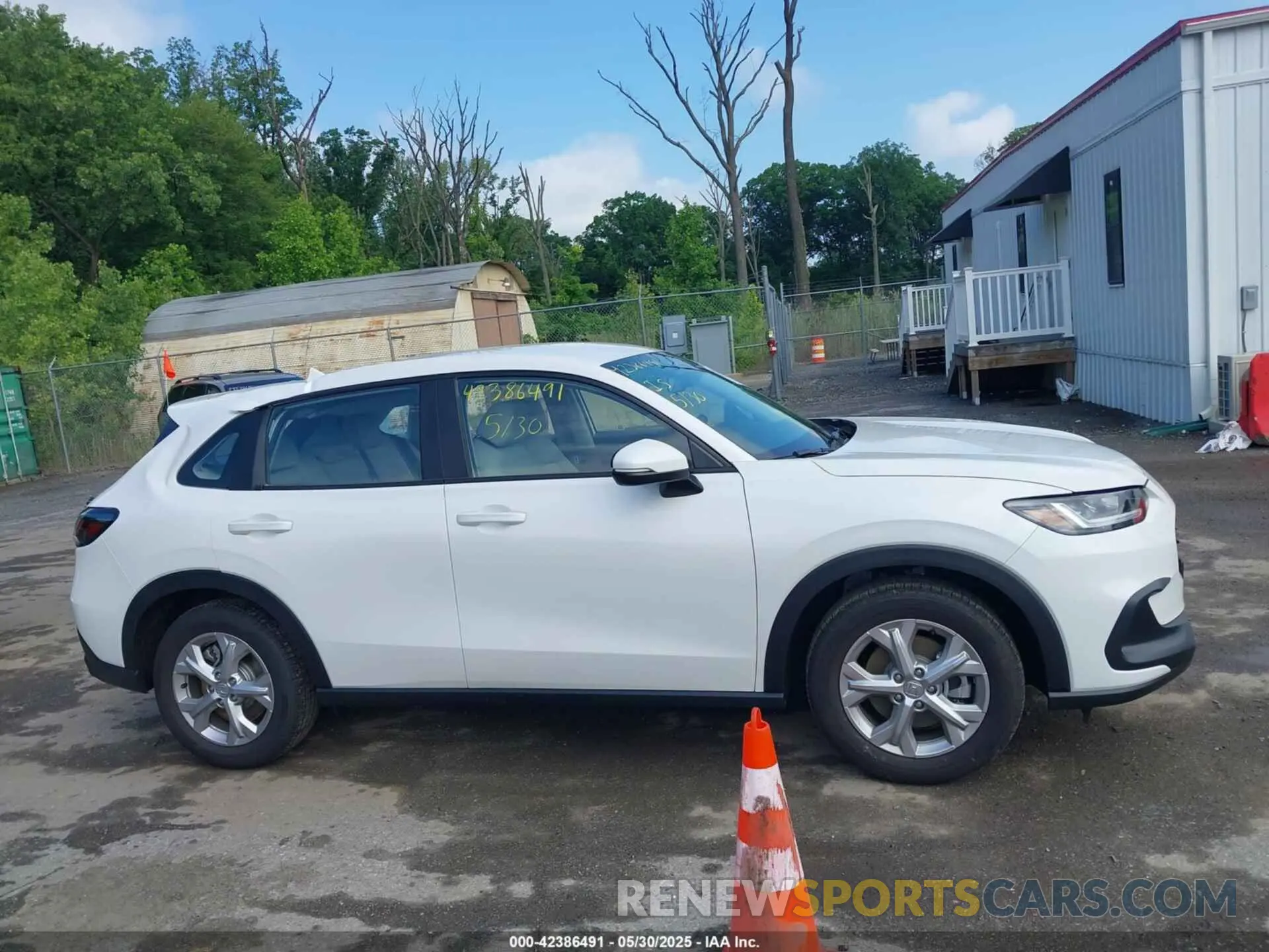 13 Photograph of a damaged car 3CZRZ2H32SM762201 HONDA HR-V 2025