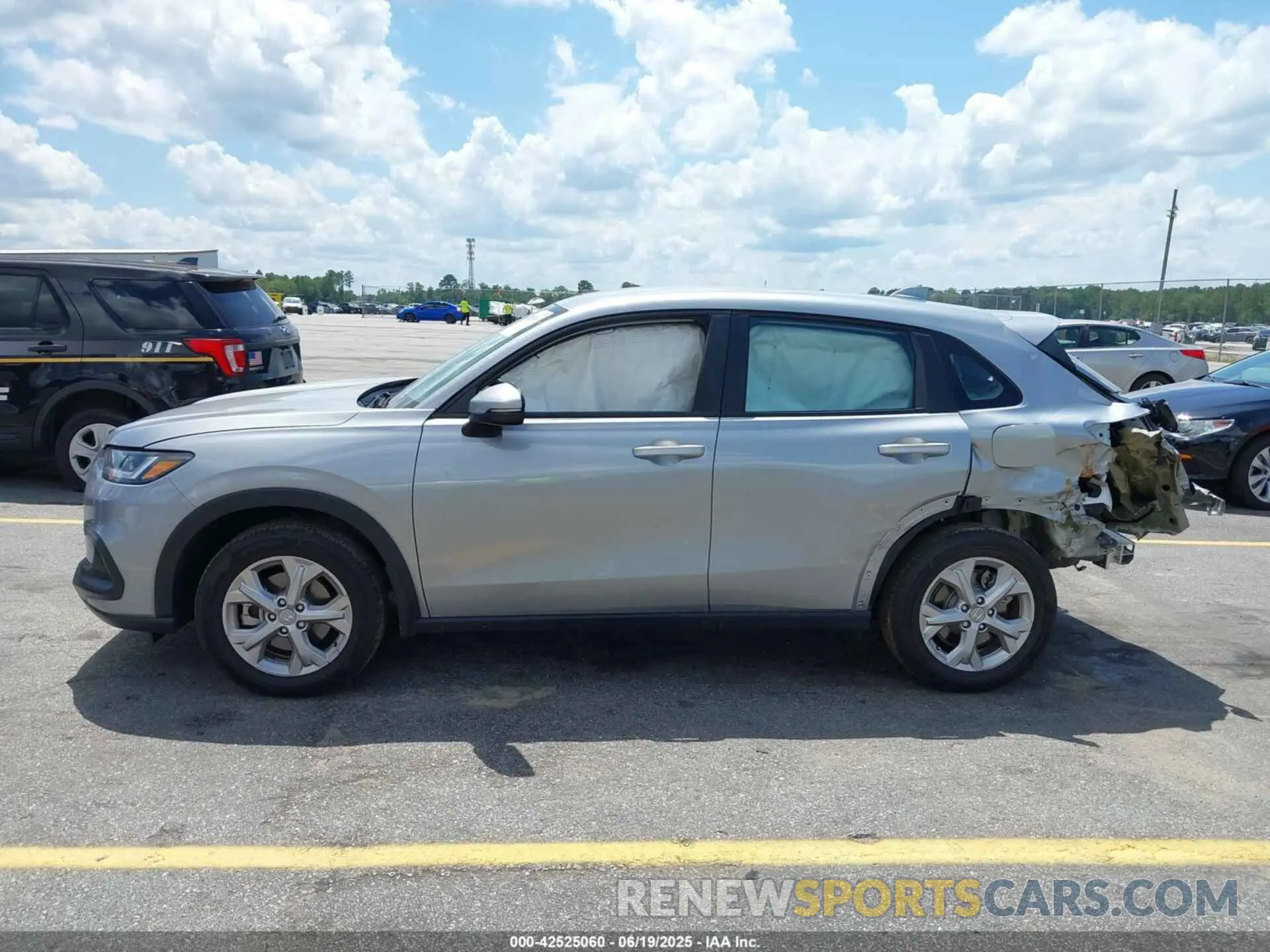 15 Photograph of a damaged car 3CZRZ2H34SM706406 HONDA HR-V 2025