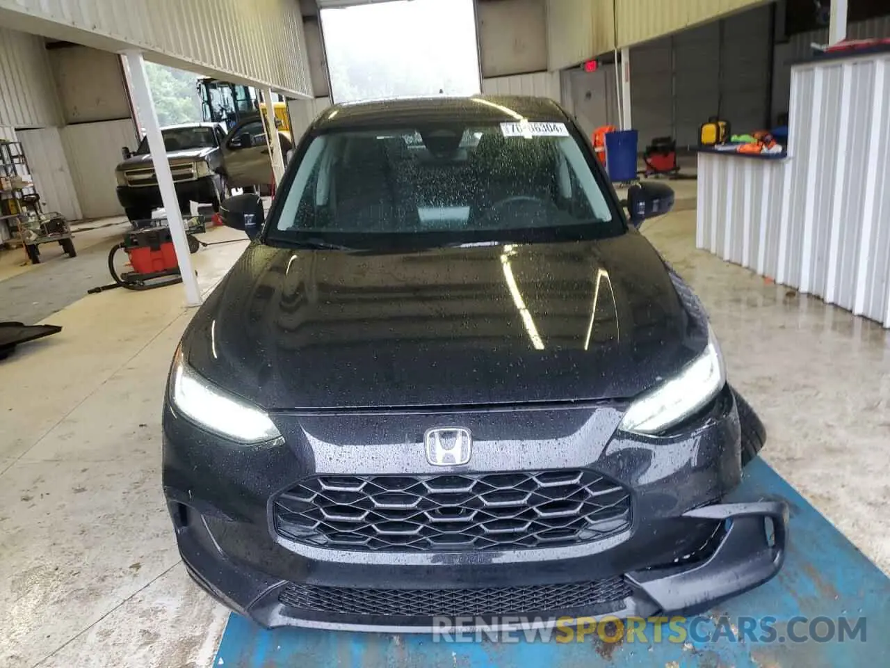 5 Photograph of a damaged car 3CZRZ2H35SM708360 HONDA HR-V 2025