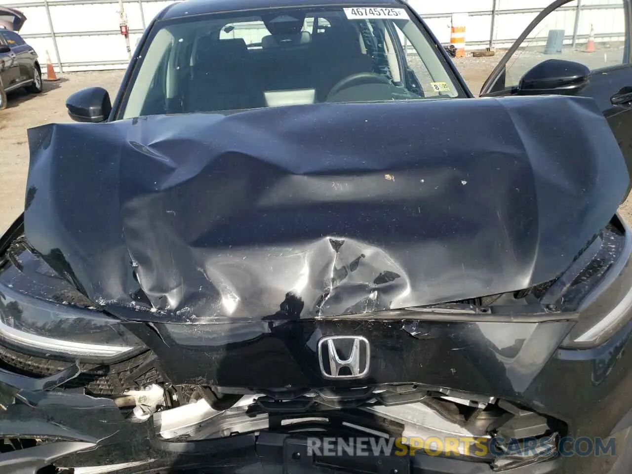 14 Photograph of a damaged car 3CZRZ2H37SM720316 HONDA HR-V 2025
