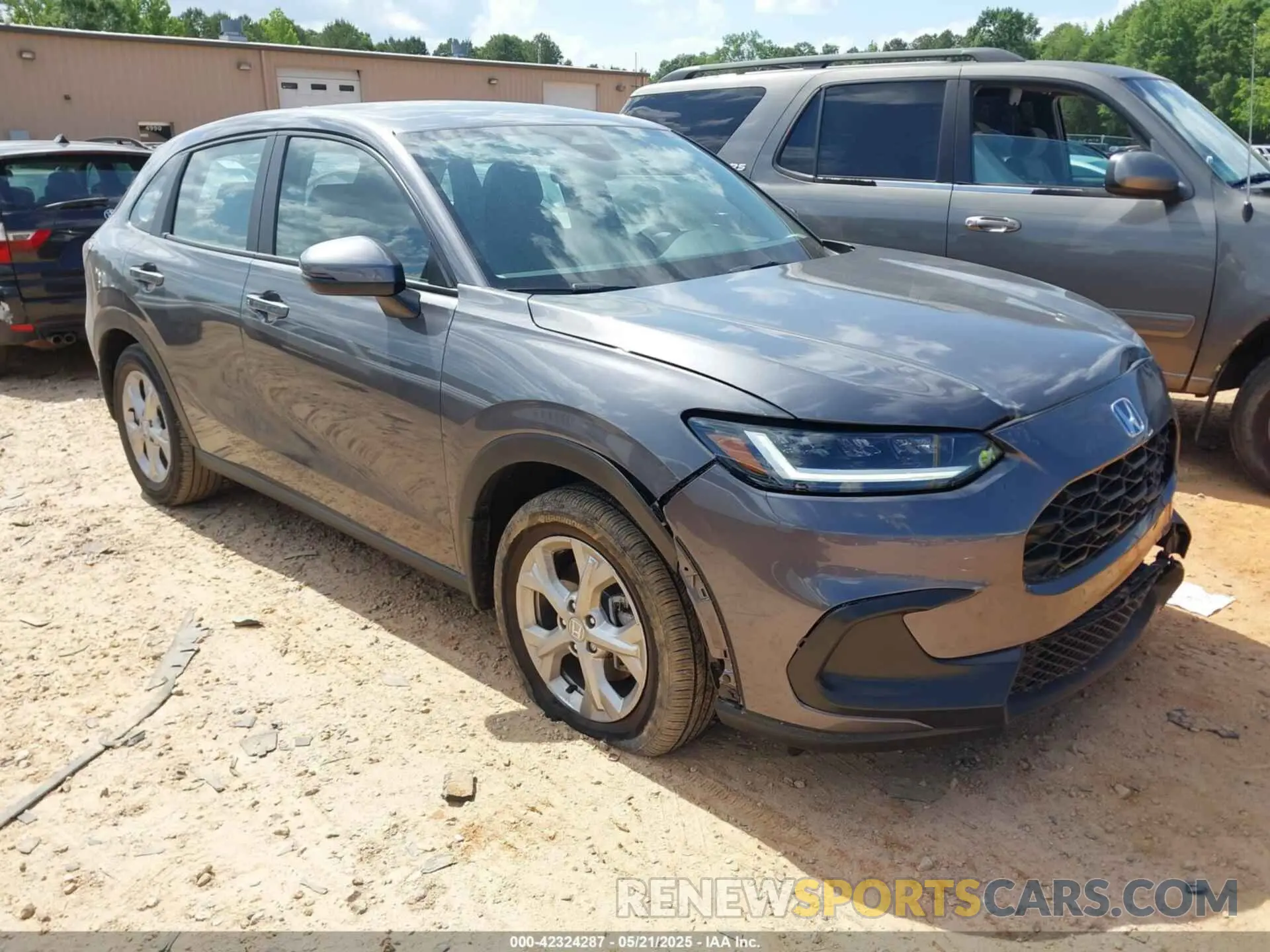 1 Photograph of a damaged car 3CZRZ2H37SM759956 HONDA HR-V 2025