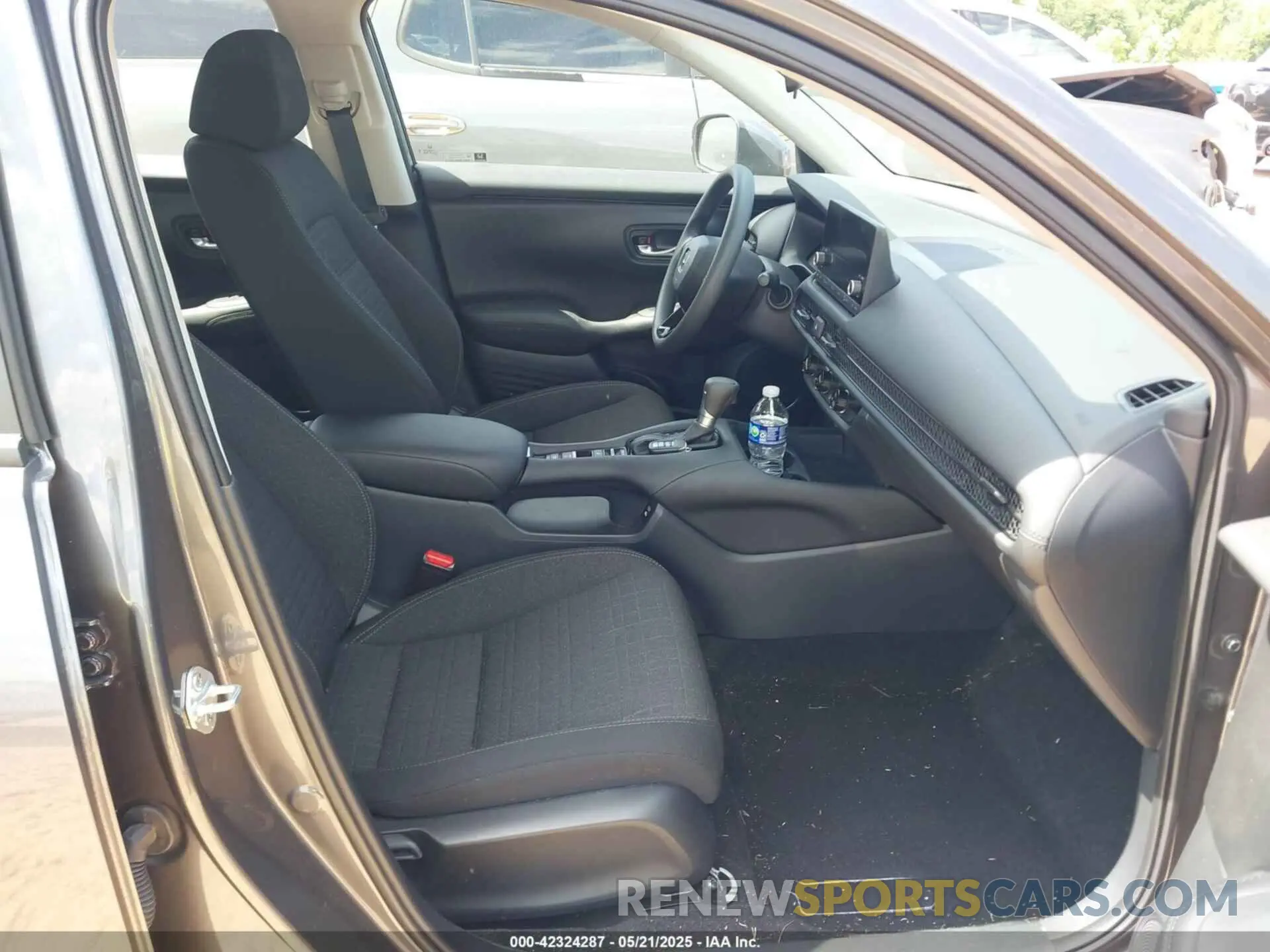 5 Photograph of a damaged car 3CZRZ2H37SM759956 HONDA HR-V 2025