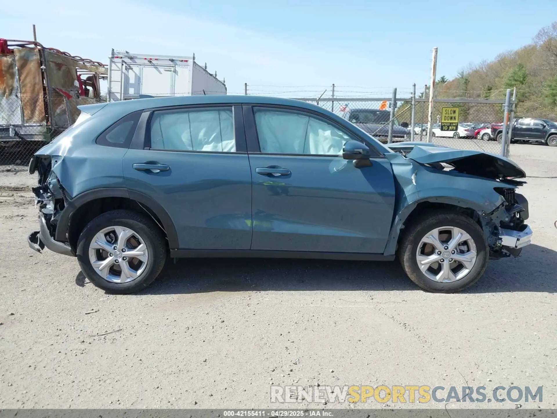 13 Photograph of a damaged car 3CZRZ2H38SM744186 HONDA HR-V 2025