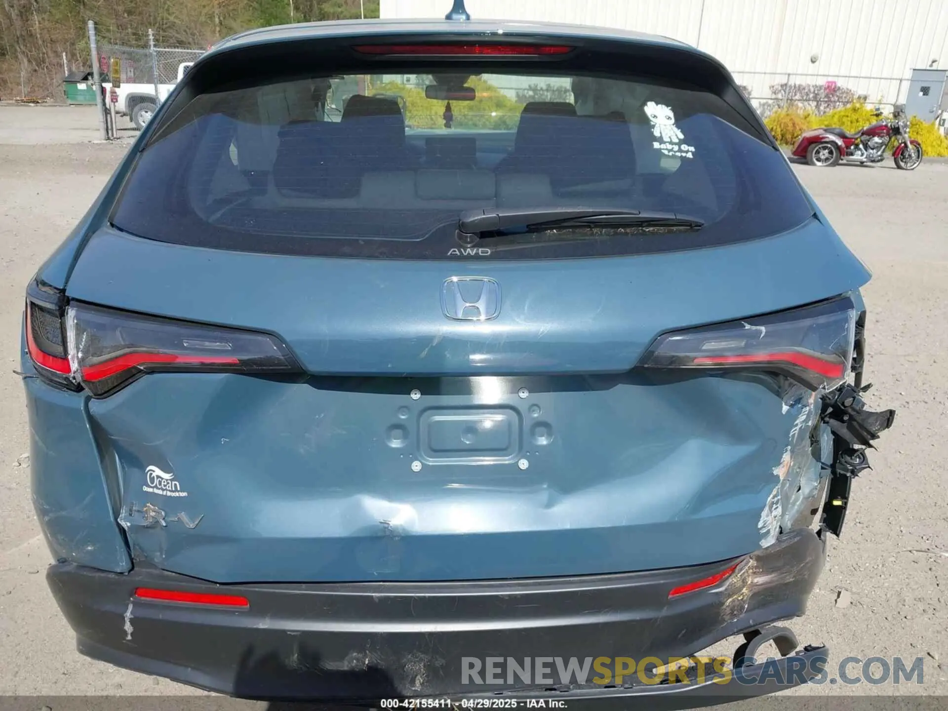 16 Photograph of a damaged car 3CZRZ2H38SM744186 HONDA HR-V 2025