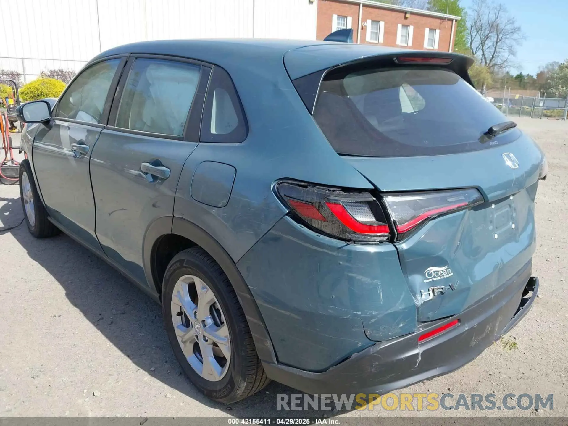 3 Photograph of a damaged car 3CZRZ2H38SM744186 HONDA HR-V 2025