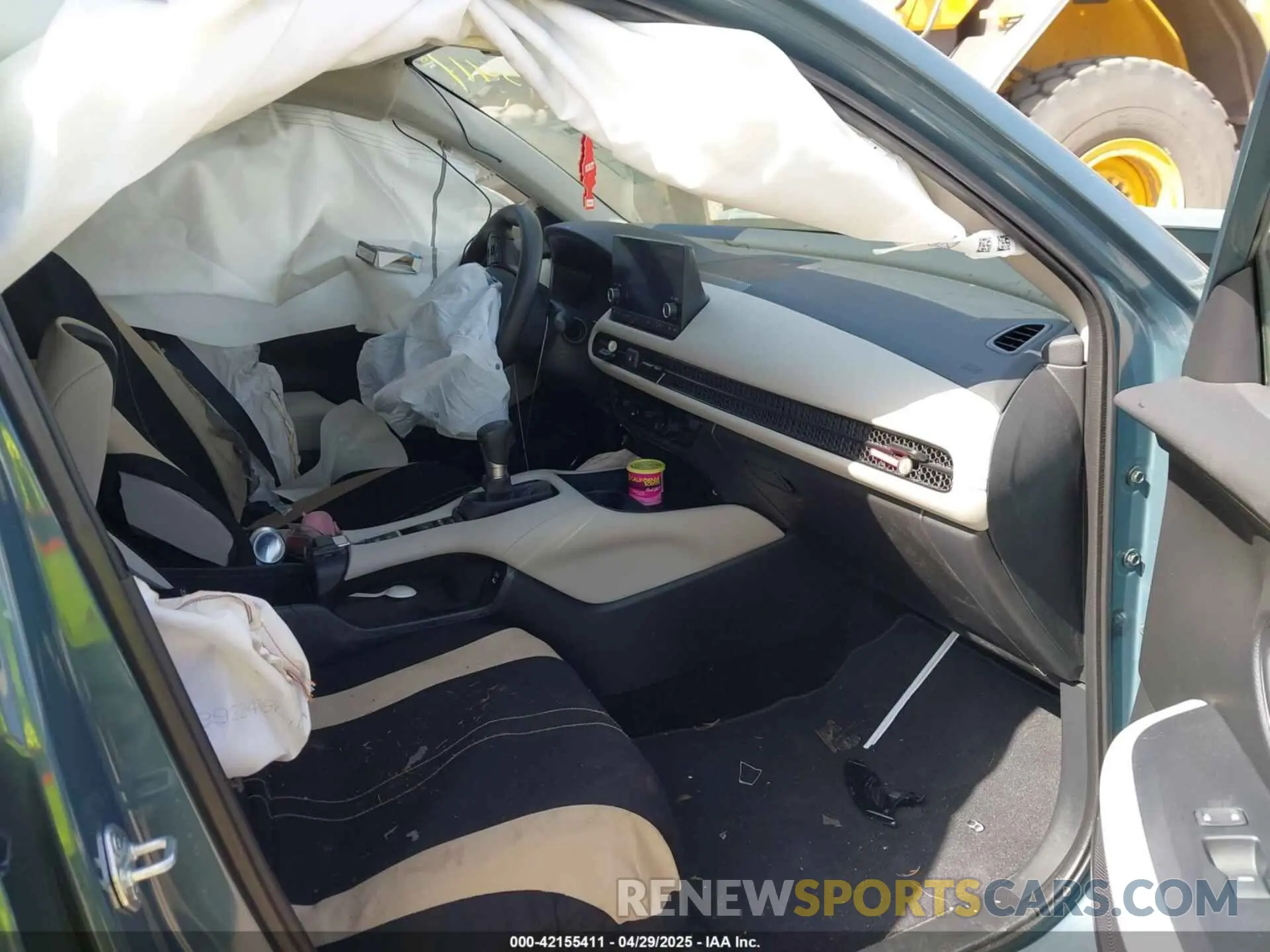 5 Photograph of a damaged car 3CZRZ2H38SM744186 HONDA HR-V 2025