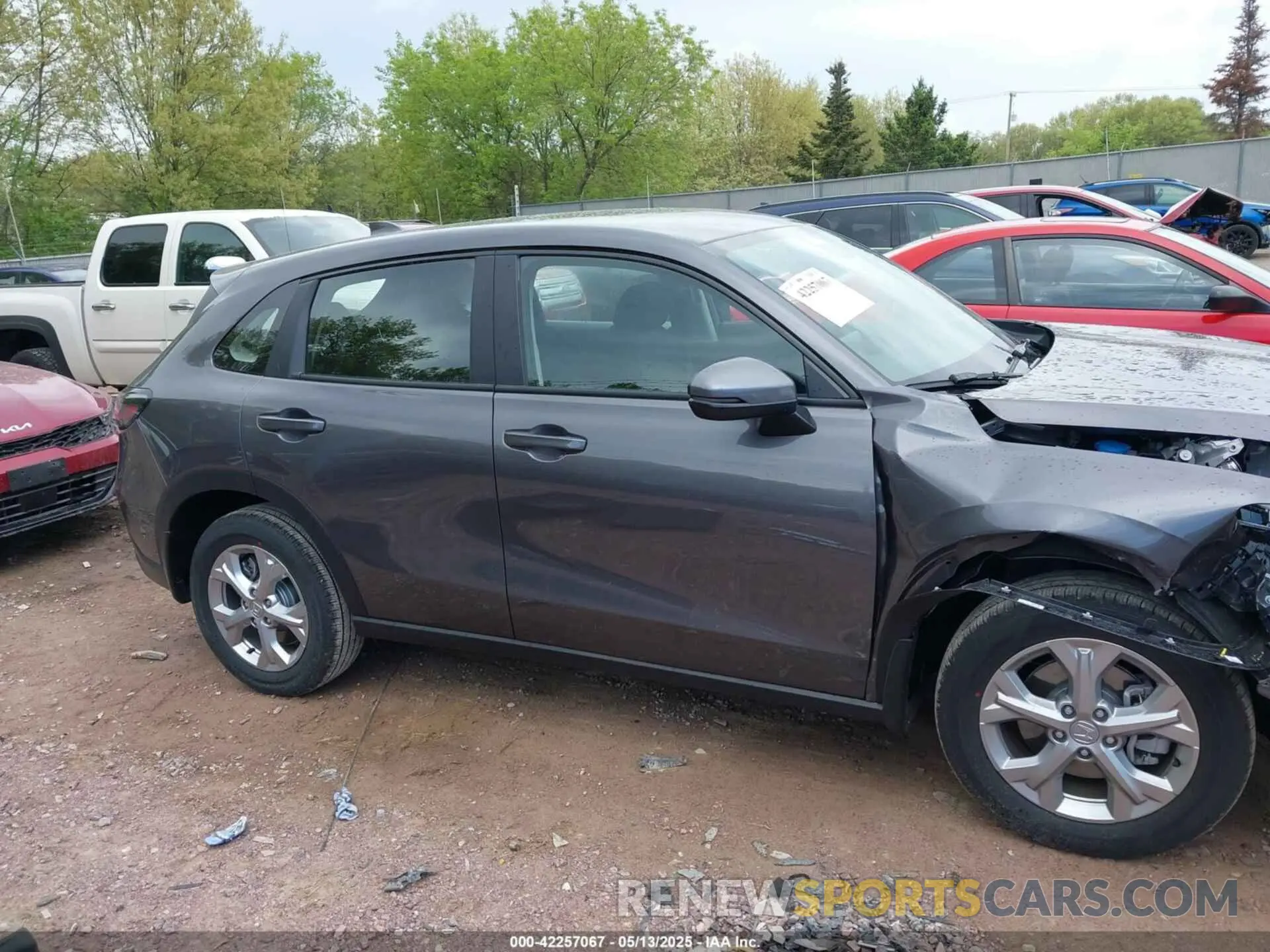 13 Photograph of a damaged car 3CZRZ2H39SM773258 HONDA HR-V 2025