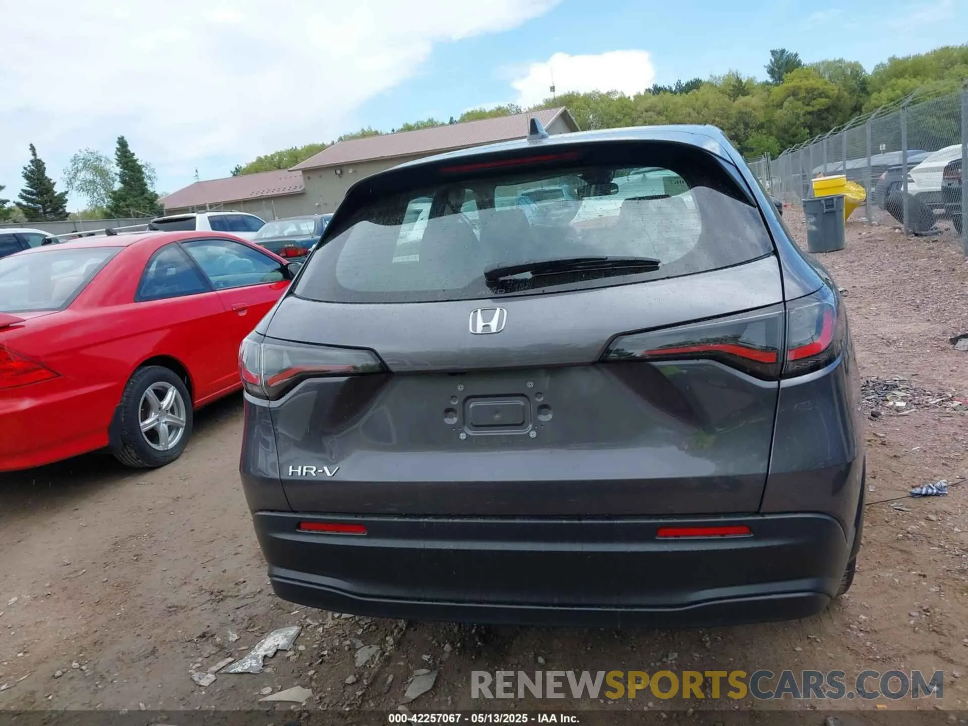 16 Photograph of a damaged car 3CZRZ2H39SM773258 HONDA HR-V 2025