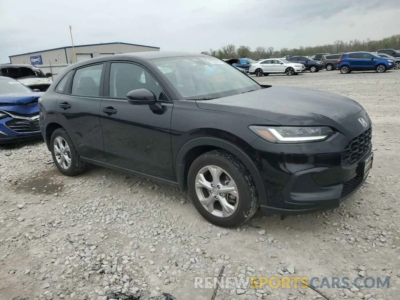 4 Photograph of a damaged car 3CZRZ2H3XSM703669 HONDA HR-V 2025