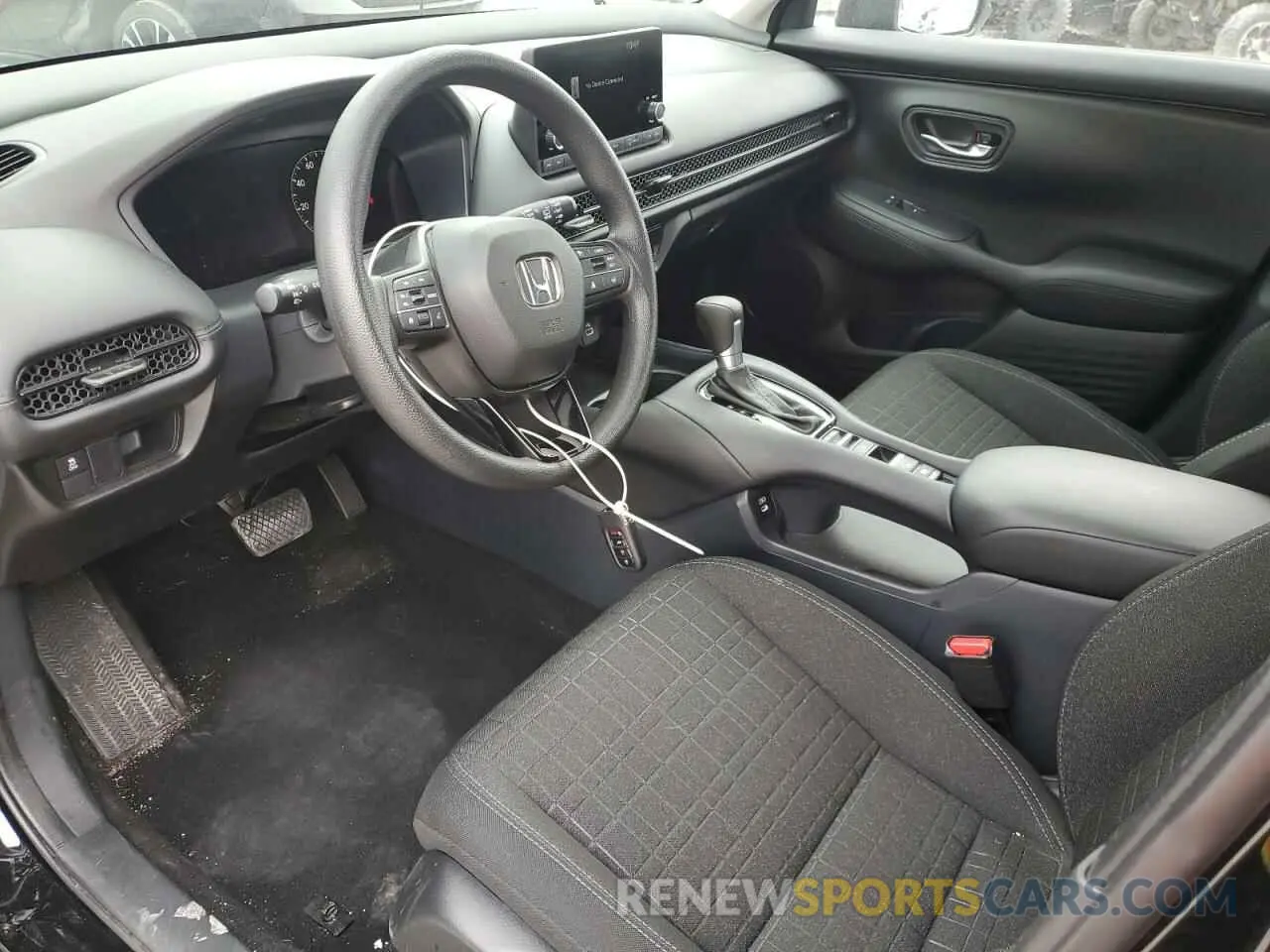 7 Photograph of a damaged car 3CZRZ2H3XSM703669 HONDA HR-V 2025