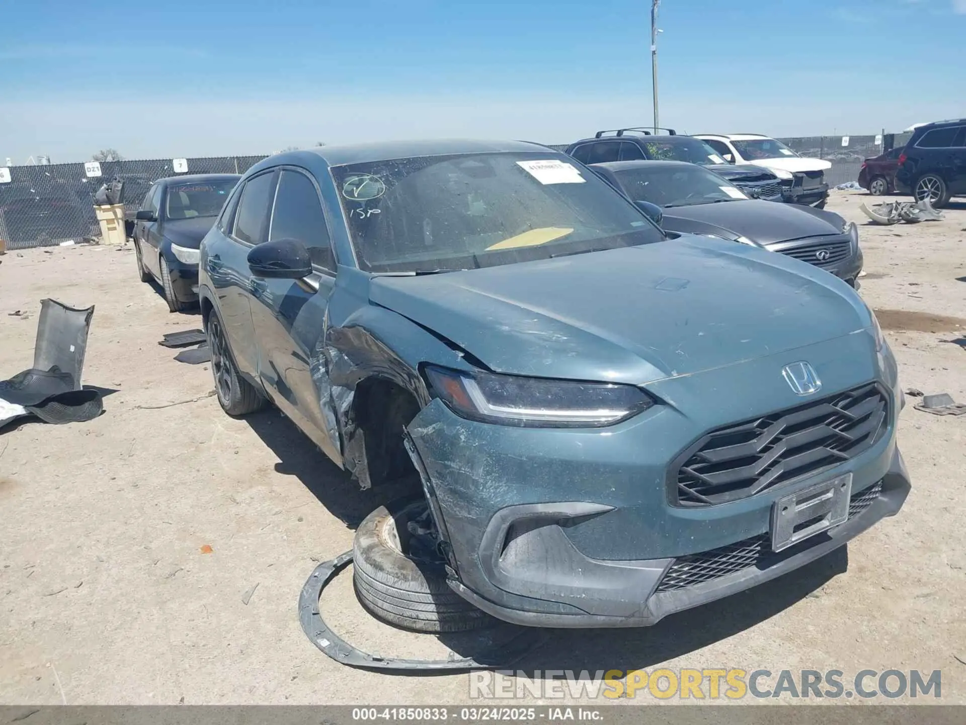 1 Photograph of a damaged car 3CZRZ2H50SM714956 HONDA HR-V 2025