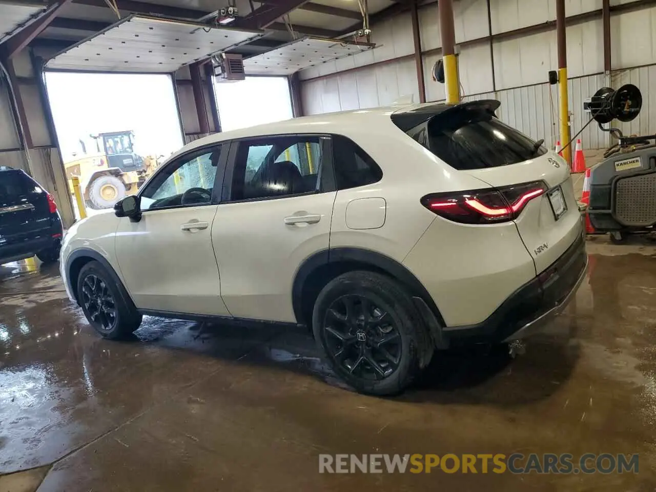 2 Photograph of a damaged car 3CZRZ2H50SM722457 HONDA HR-V 2025