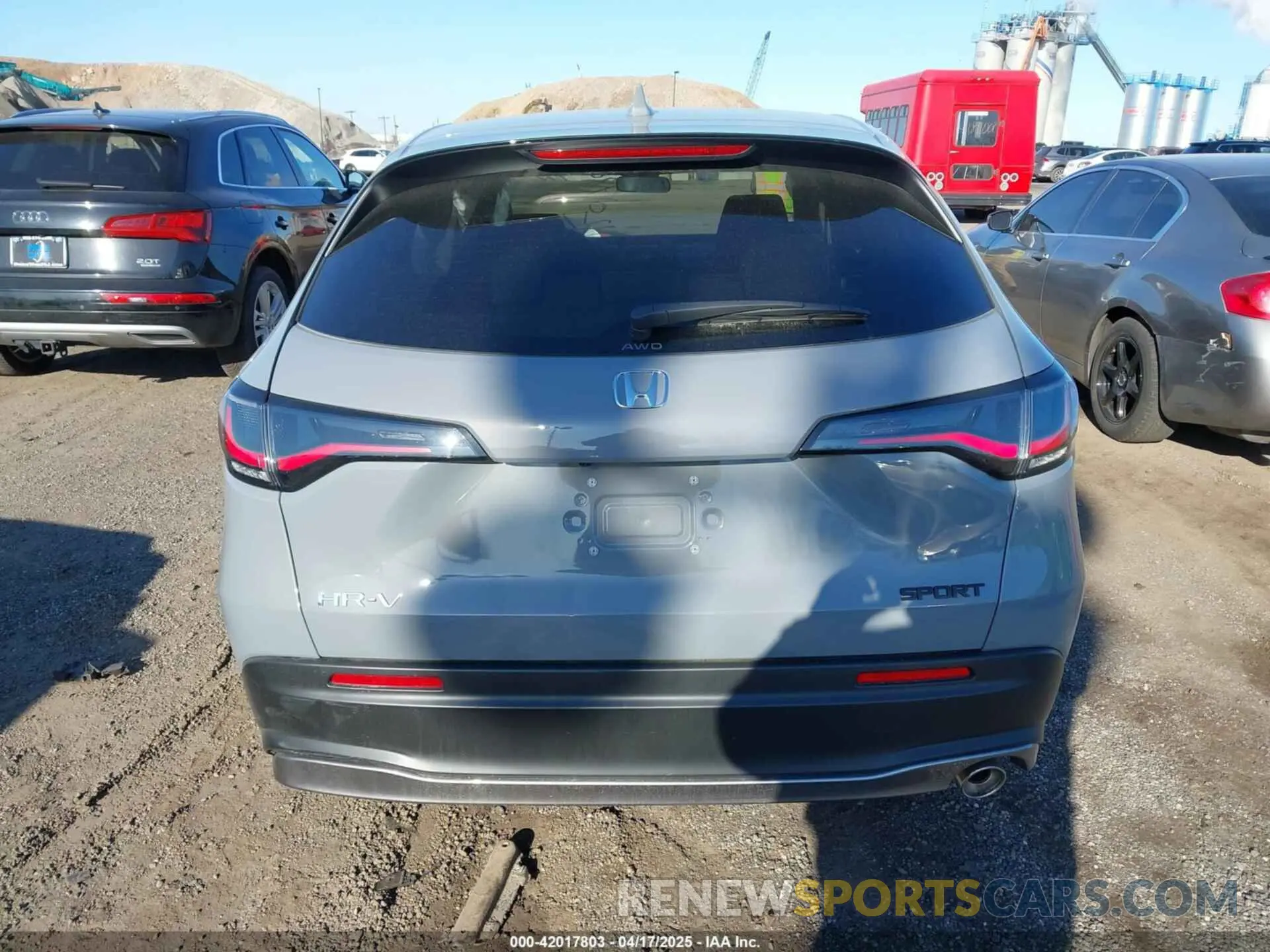 16 Photograph of a damaged car 3CZRZ2H51SM733337 HONDA HR-V 2025