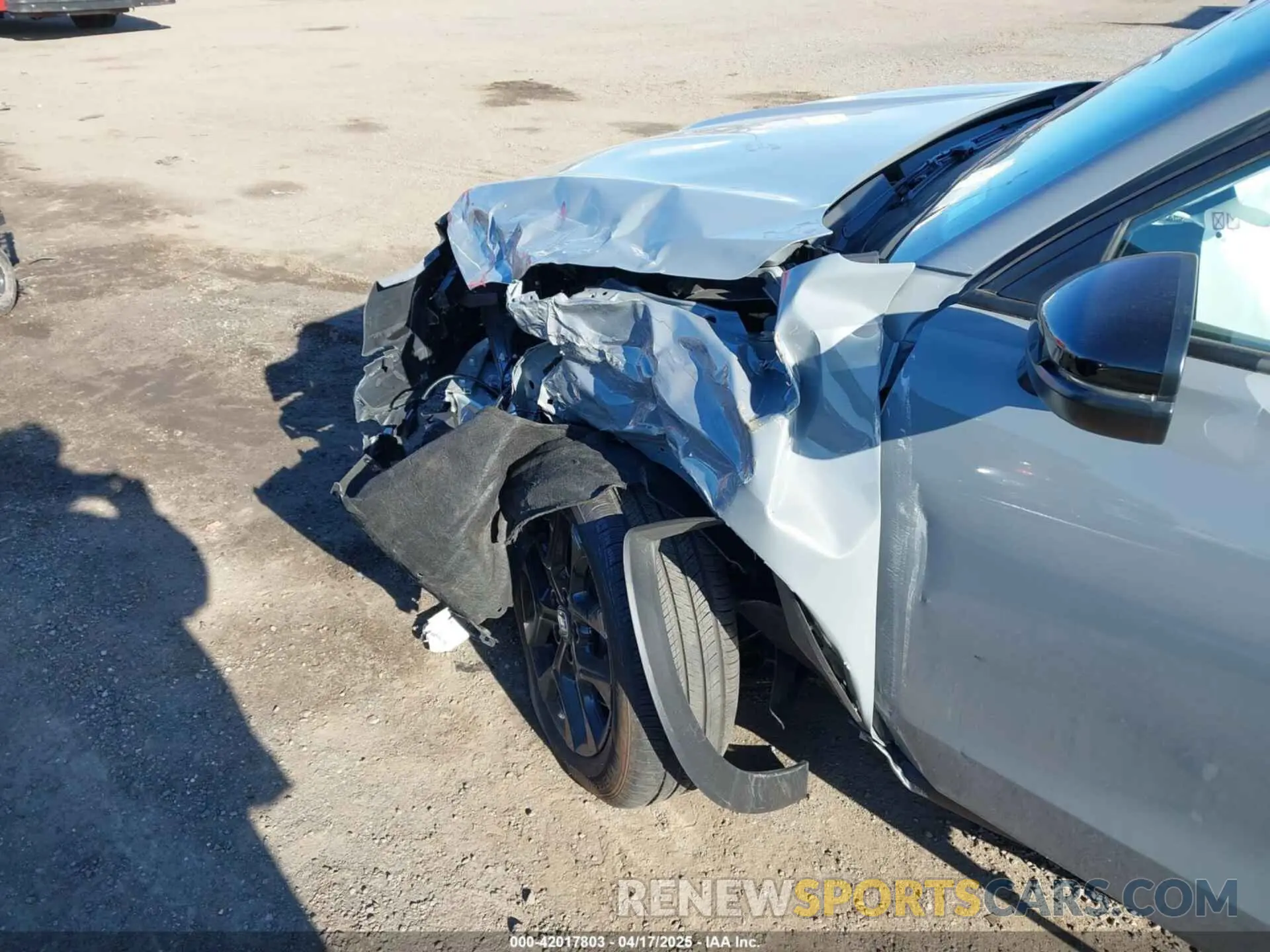 19 Photograph of a damaged car 3CZRZ2H51SM733337 HONDA HR-V 2025
