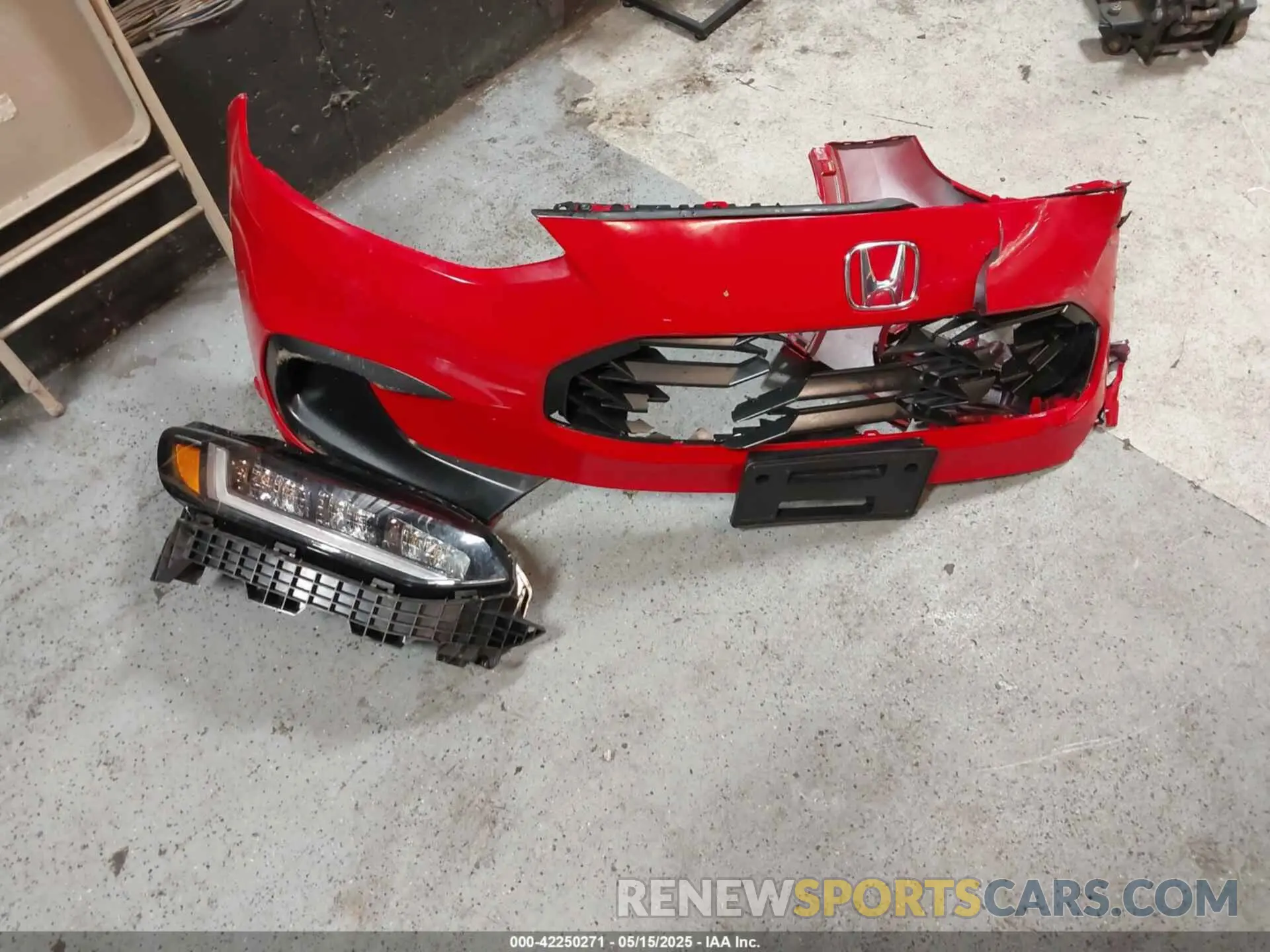 12 Photograph of a damaged car 3CZRZ2H52SM701299 HONDA HR-V 2025