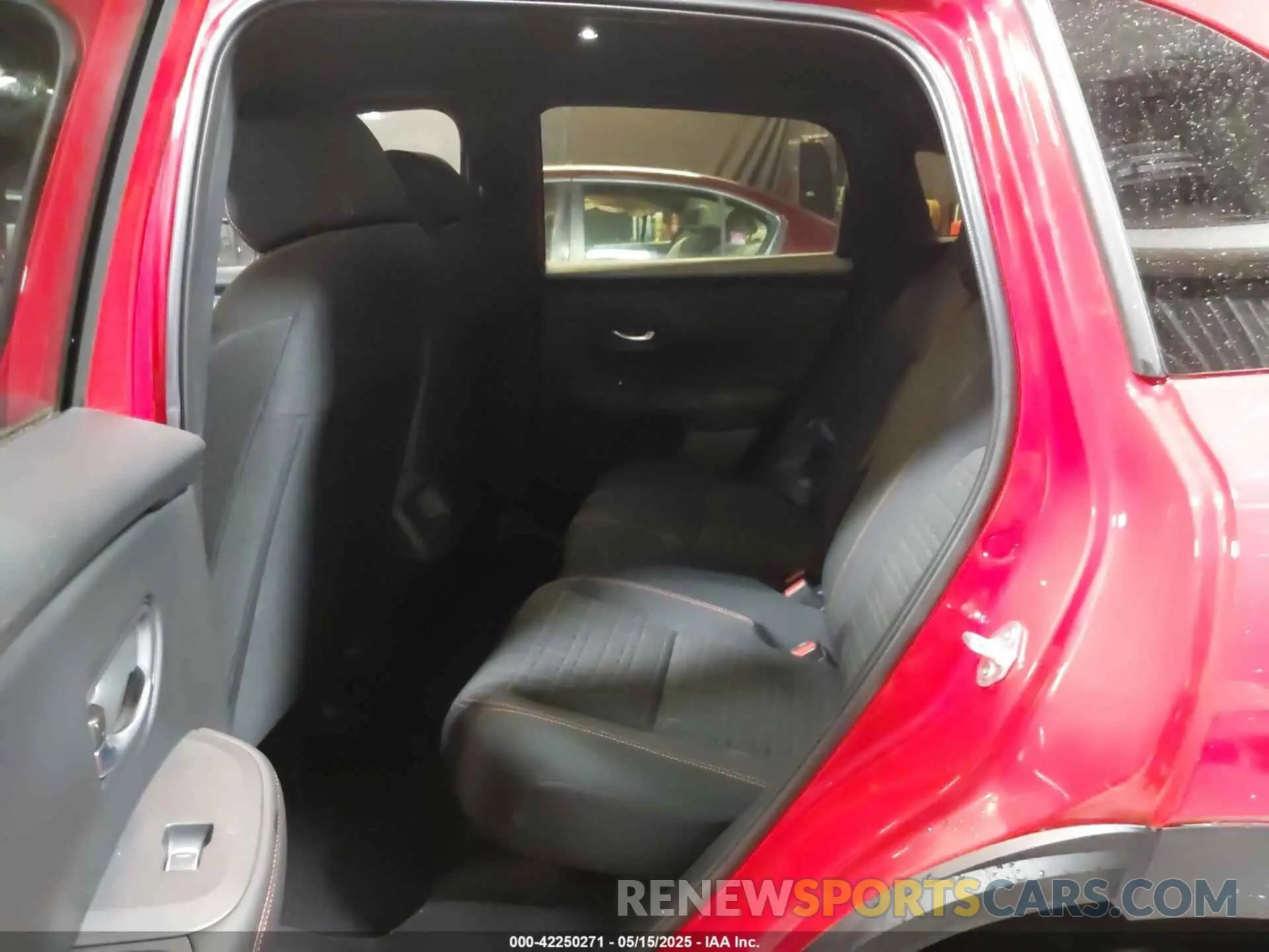 8 Photograph of a damaged car 3CZRZ2H52SM701299 HONDA HR-V 2025