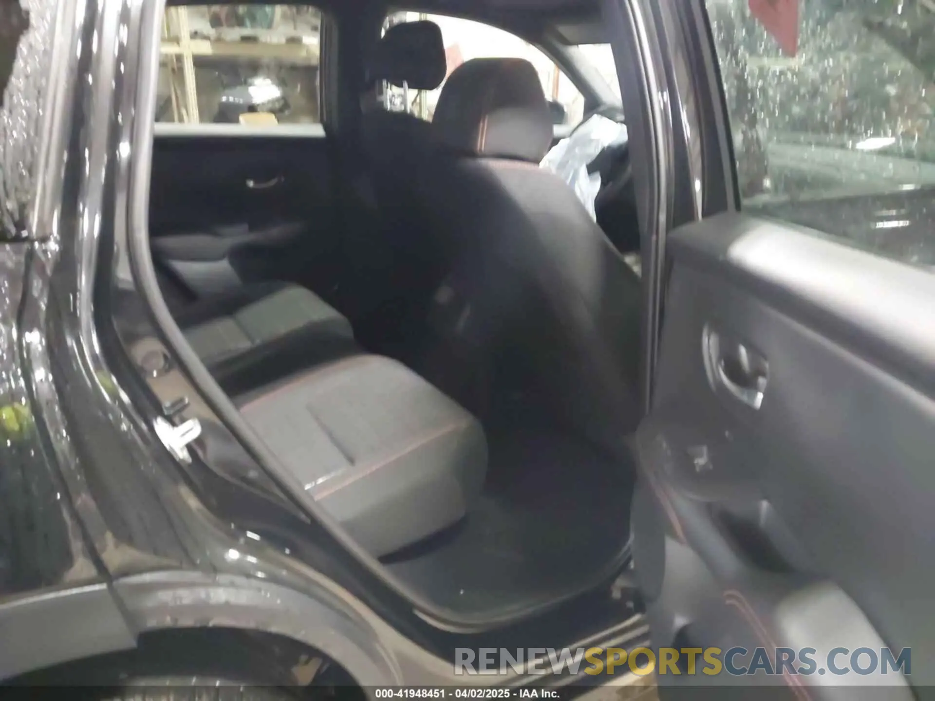 8 Photograph of a damaged car 3CZRZ2H53SM707662 HONDA HR-V 2025
