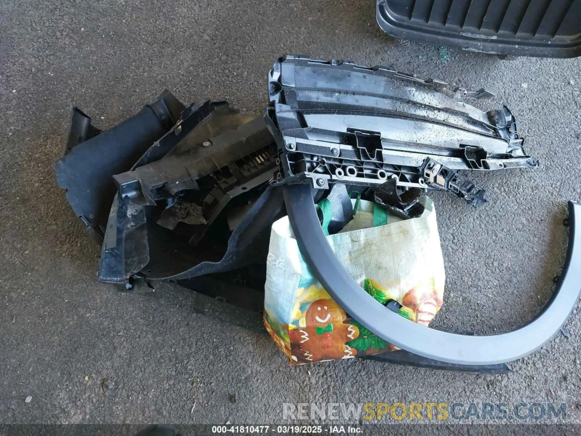 12 Photograph of a damaged car 3CZRZ2H53SM728852 HONDA HR-V 2025