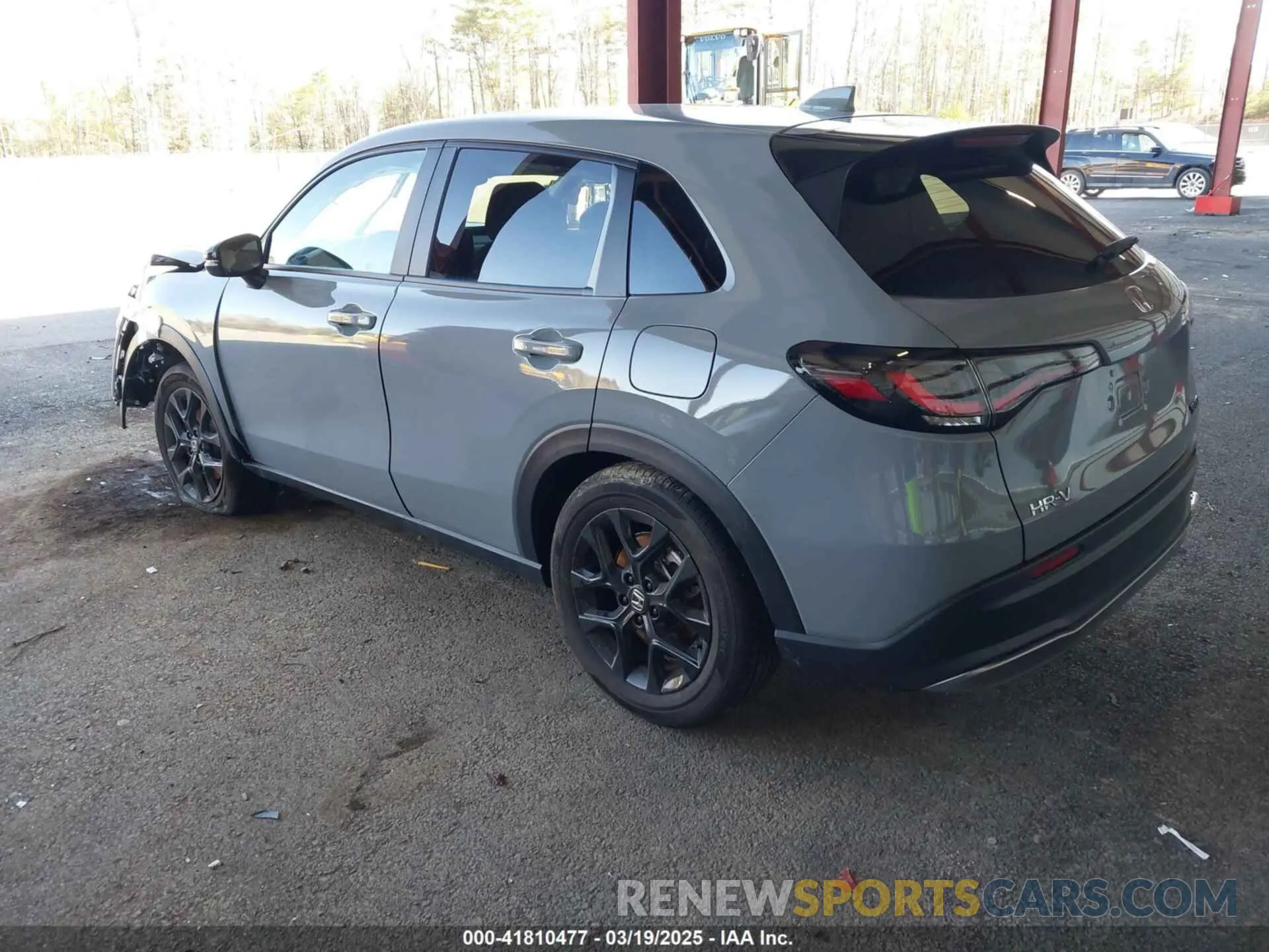 3 Photograph of a damaged car 3CZRZ2H53SM728852 HONDA HR-V 2025