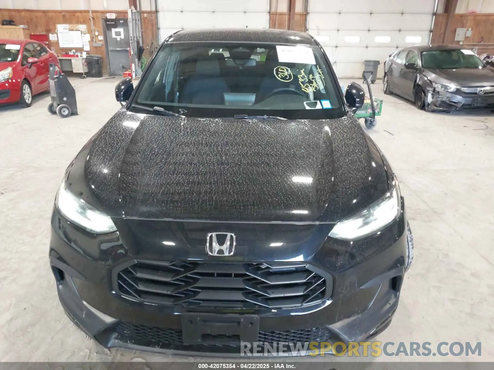 12 Photograph of a damaged car 3CZRZ2H53SM749720 HONDA HR-V 2025