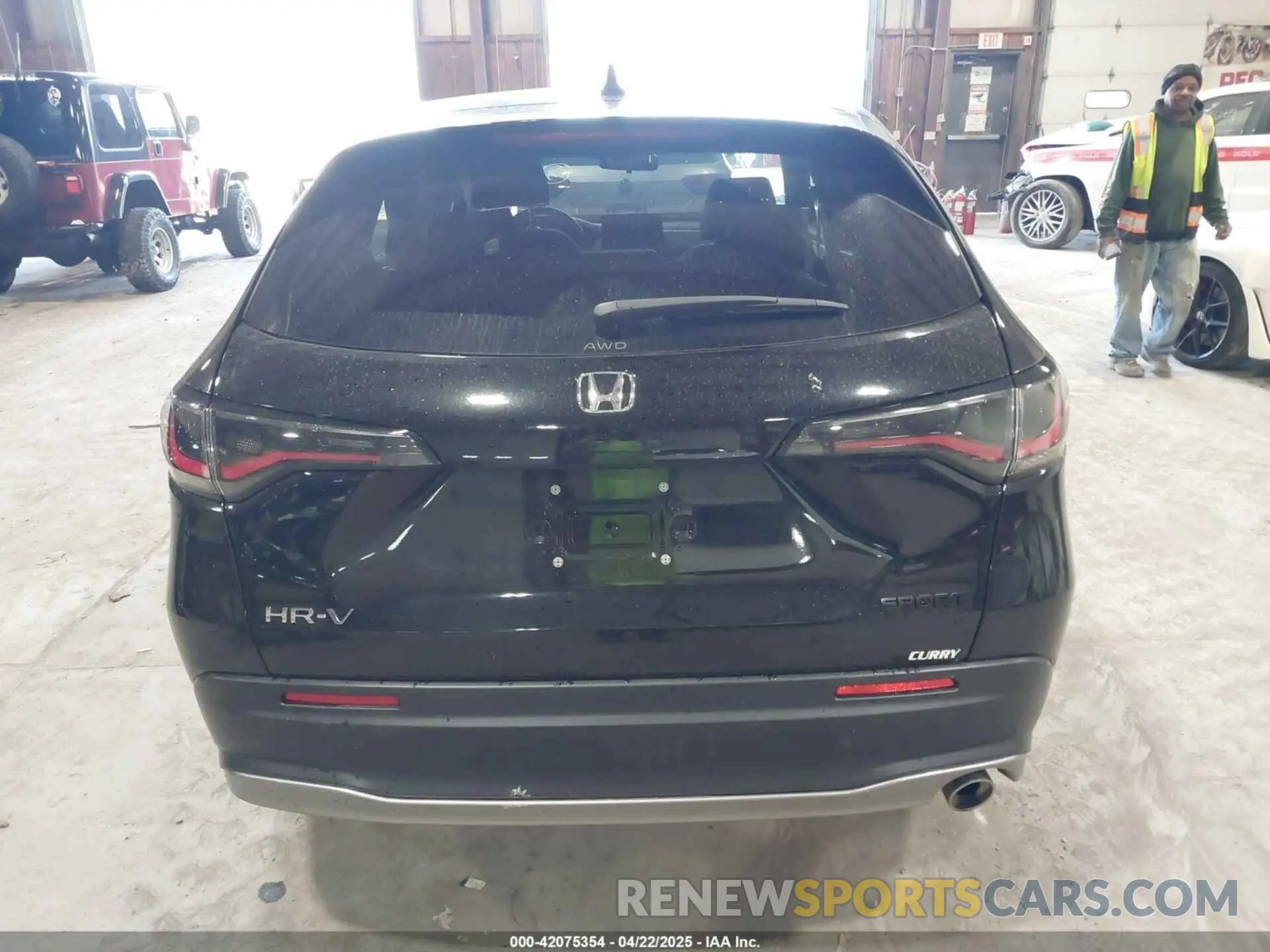16 Photograph of a damaged car 3CZRZ2H53SM749720 HONDA HR-V 2025
