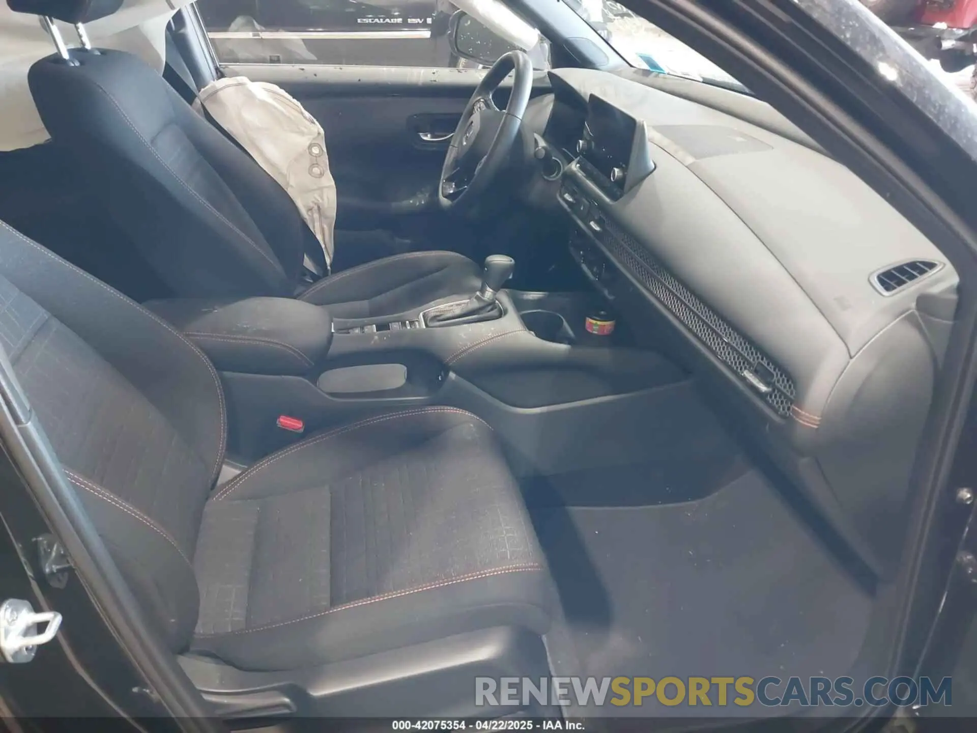 5 Photograph of a damaged car 3CZRZ2H53SM749720 HONDA HR-V 2025