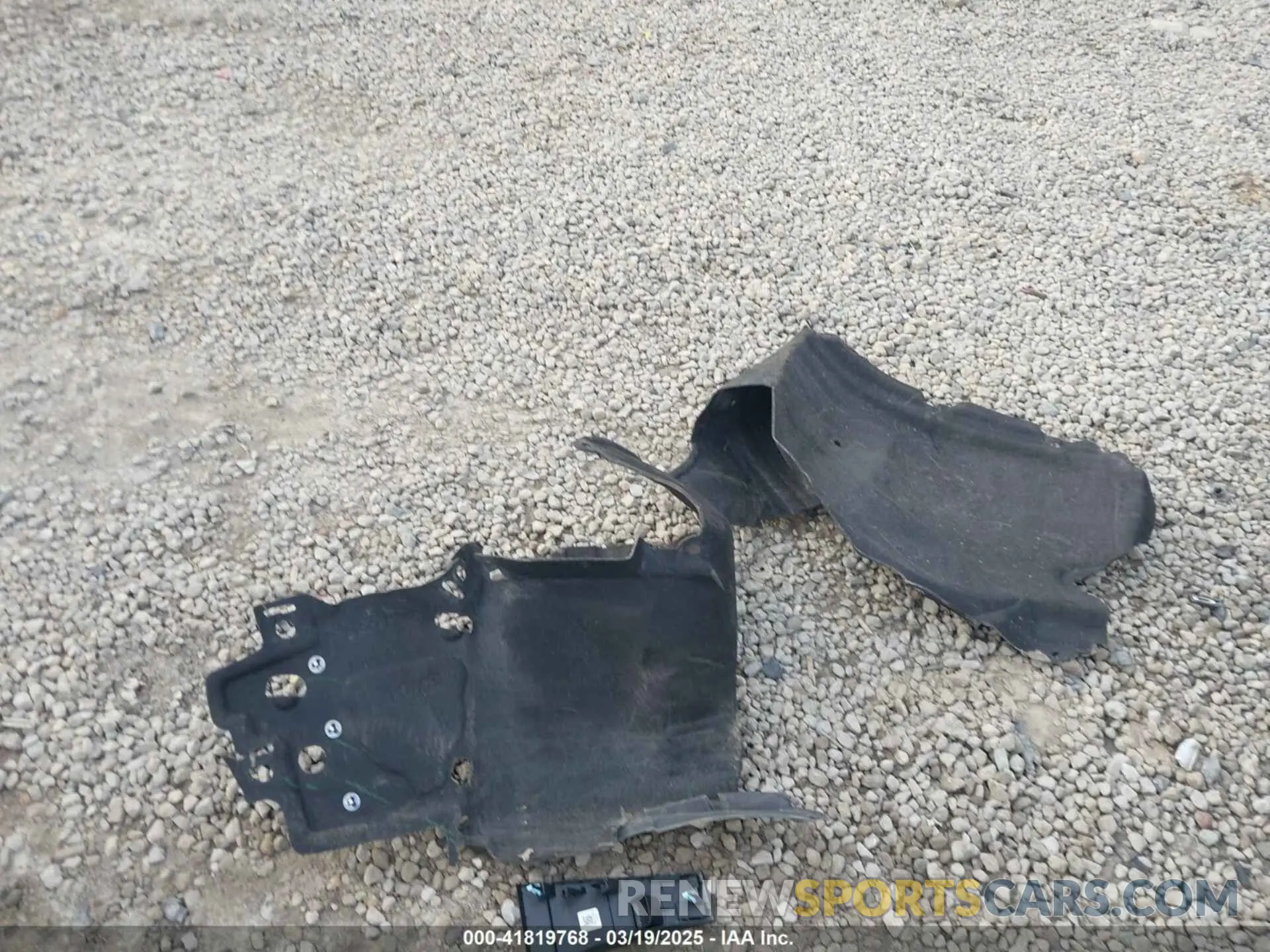 12 Photograph of a damaged car 3CZRZ2H53SM758272 HONDA HR-V 2025
