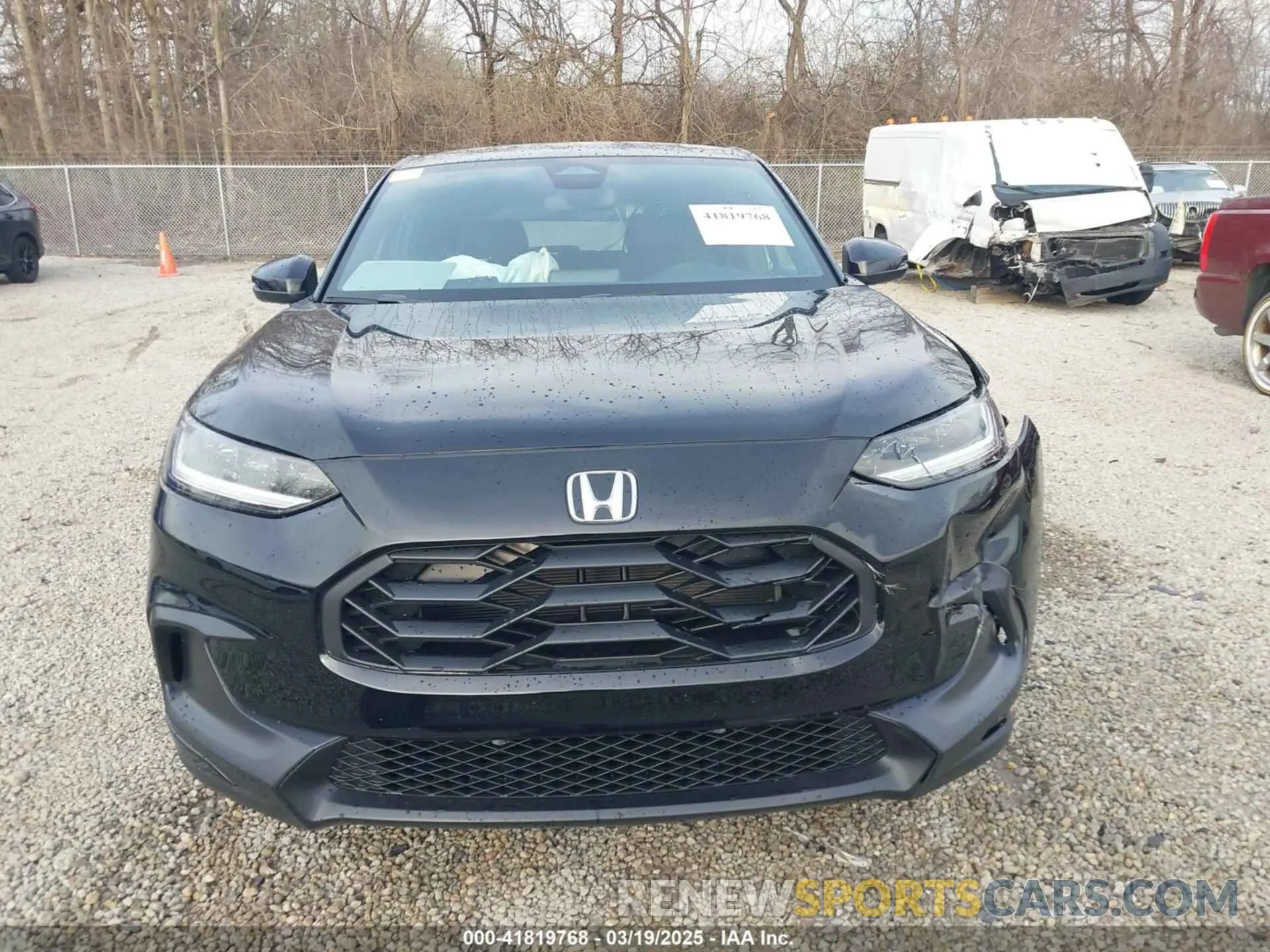 13 Photograph of a damaged car 3CZRZ2H53SM758272 HONDA HR-V 2025